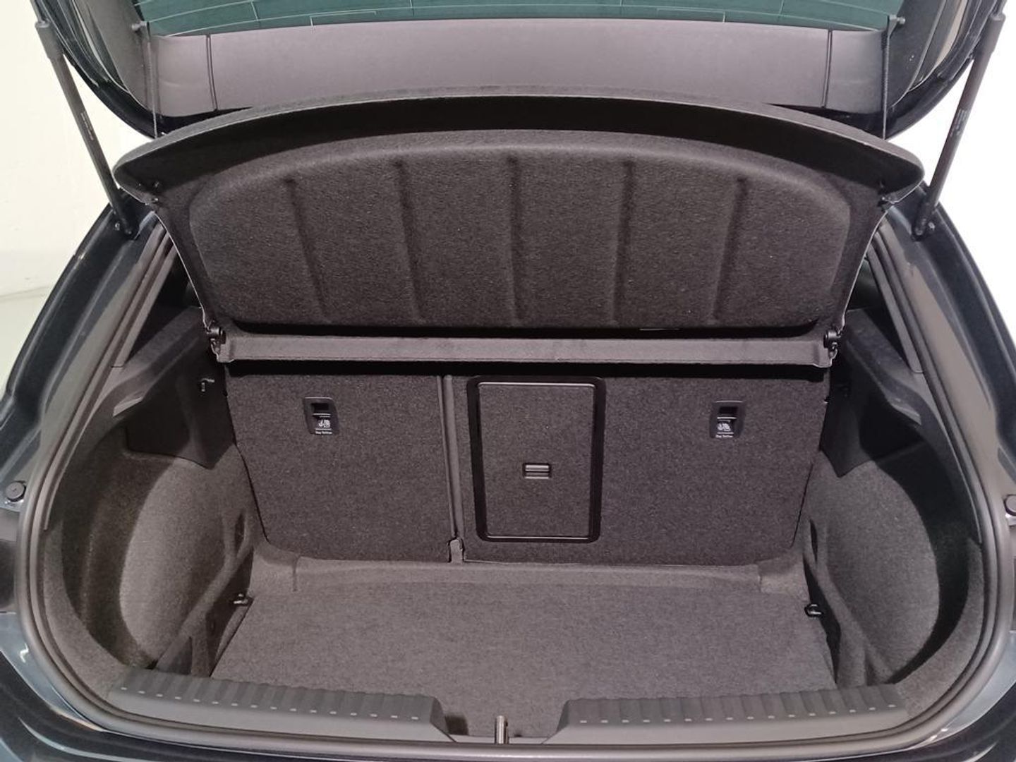 SEAT León 1.5 eTSI S&S FR Special Edition DSG 110 kW (150 CV)
