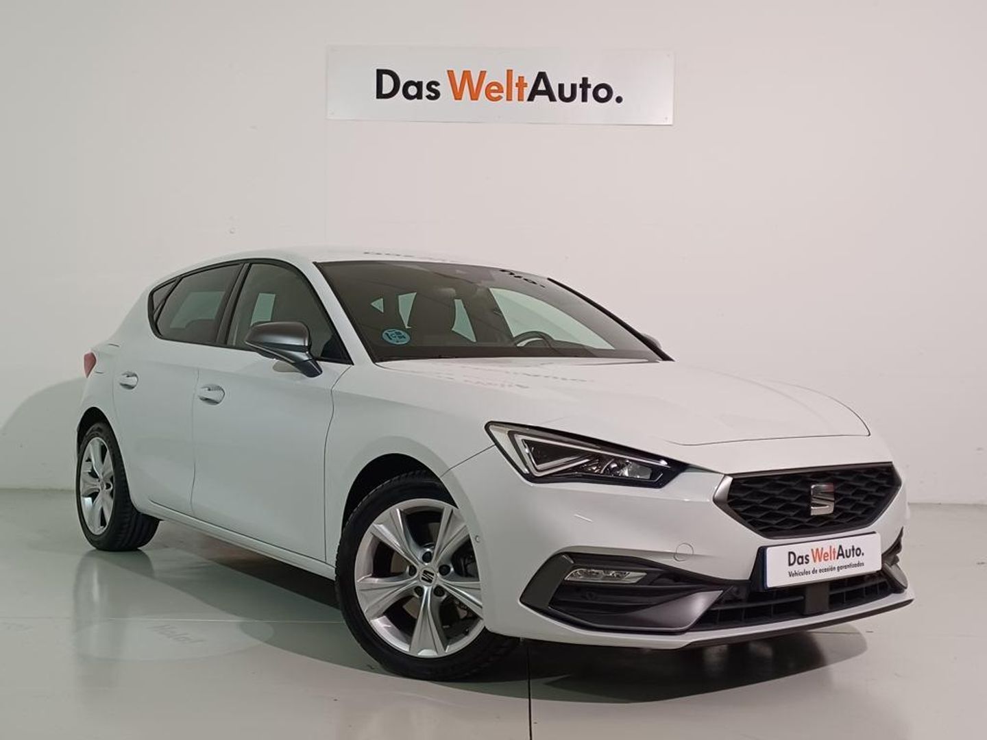 SEAT León 1.5 eTSI S&S FR Special Edition DSG 110 kW (150 CV) Blanco Sedan