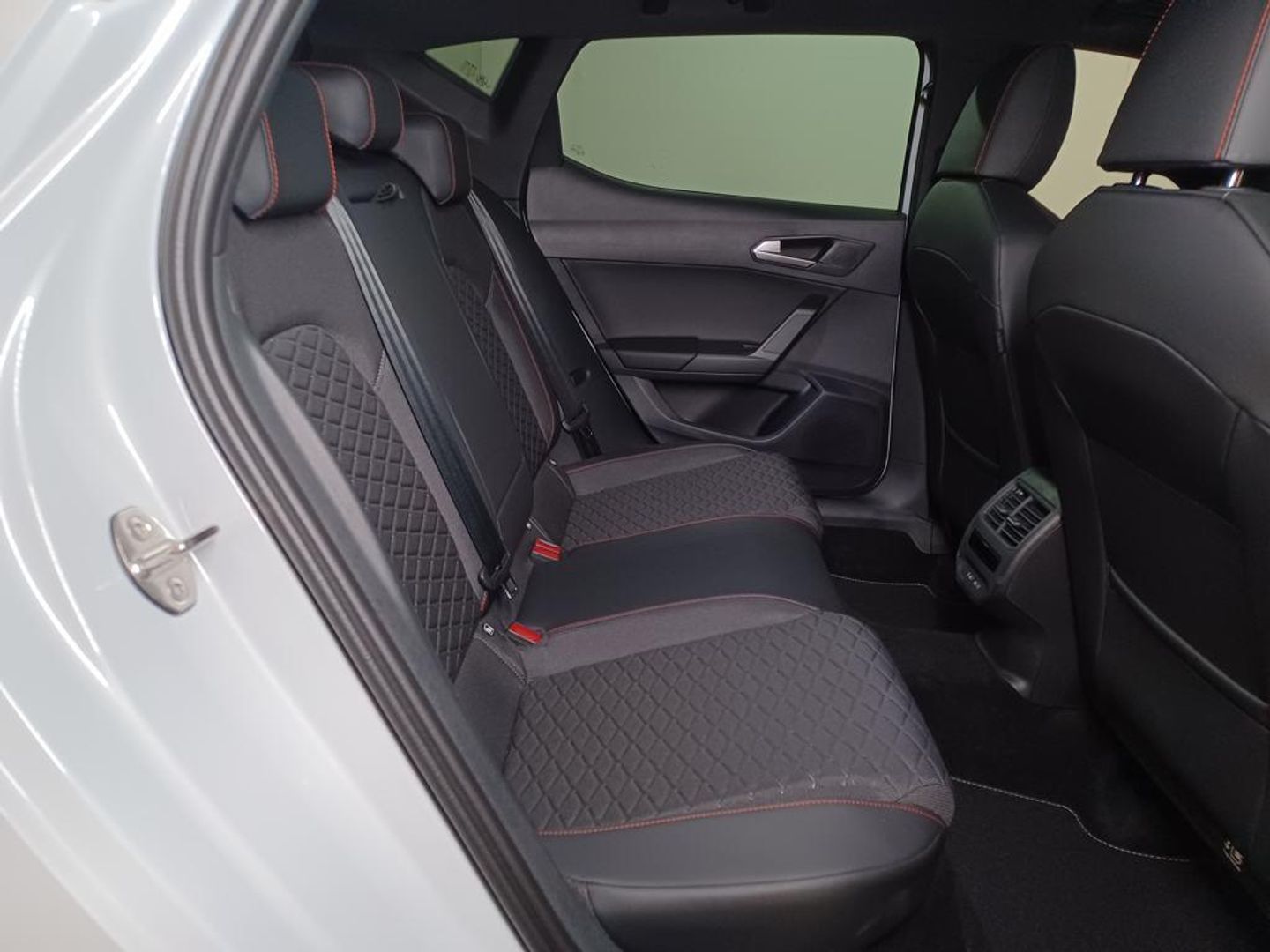 SEAT León 1.5 eTSI S&S FR Special Edition DSG 110 kW (150 CV)
