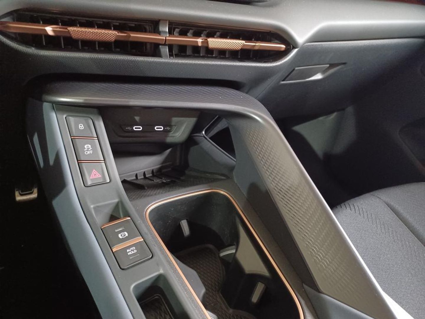 CUPRA Terramar 1.5 eTSI DSG 110 kW (150 CV)