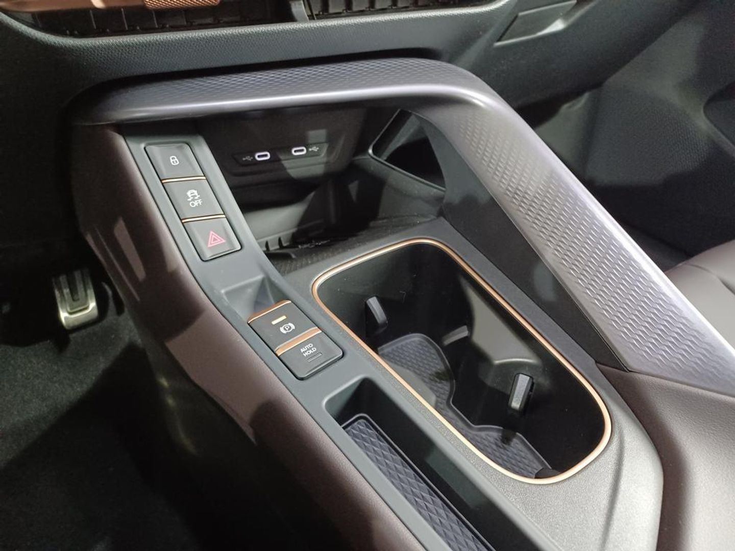 CUPRA Terramar 1.5 TSI e-Hybrid VZ DSG 200 kW (272 CV)