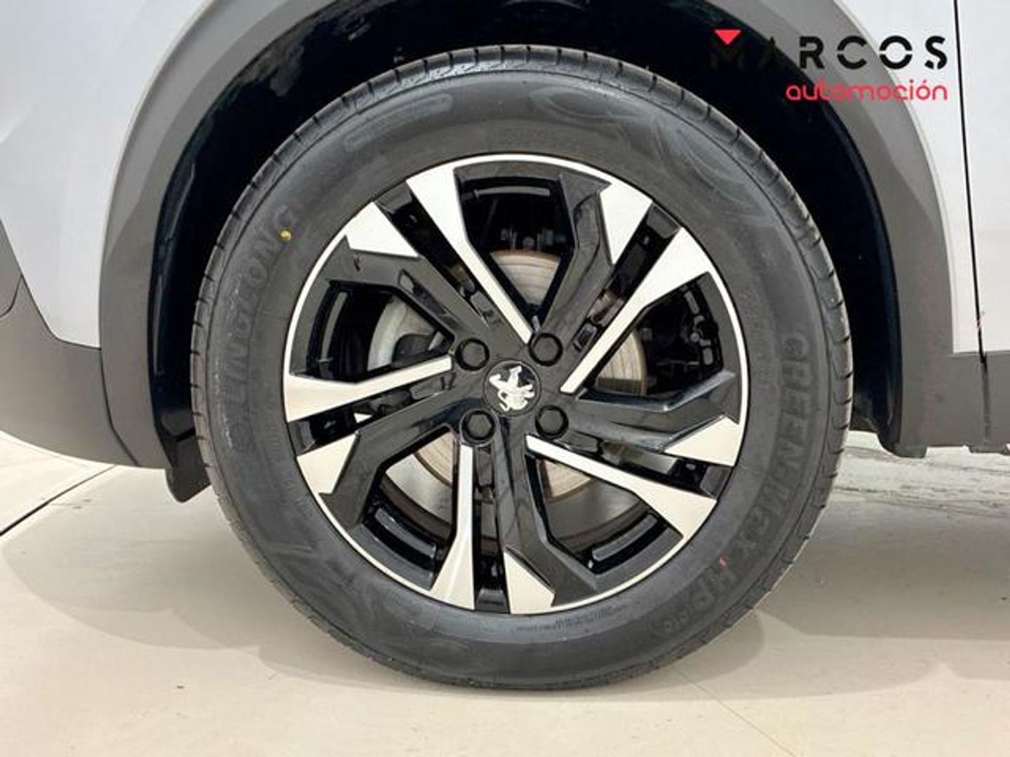 Peugeot 2008 PureTech 130 S&S Allure Pack EAT8 96 kW (130 CV)