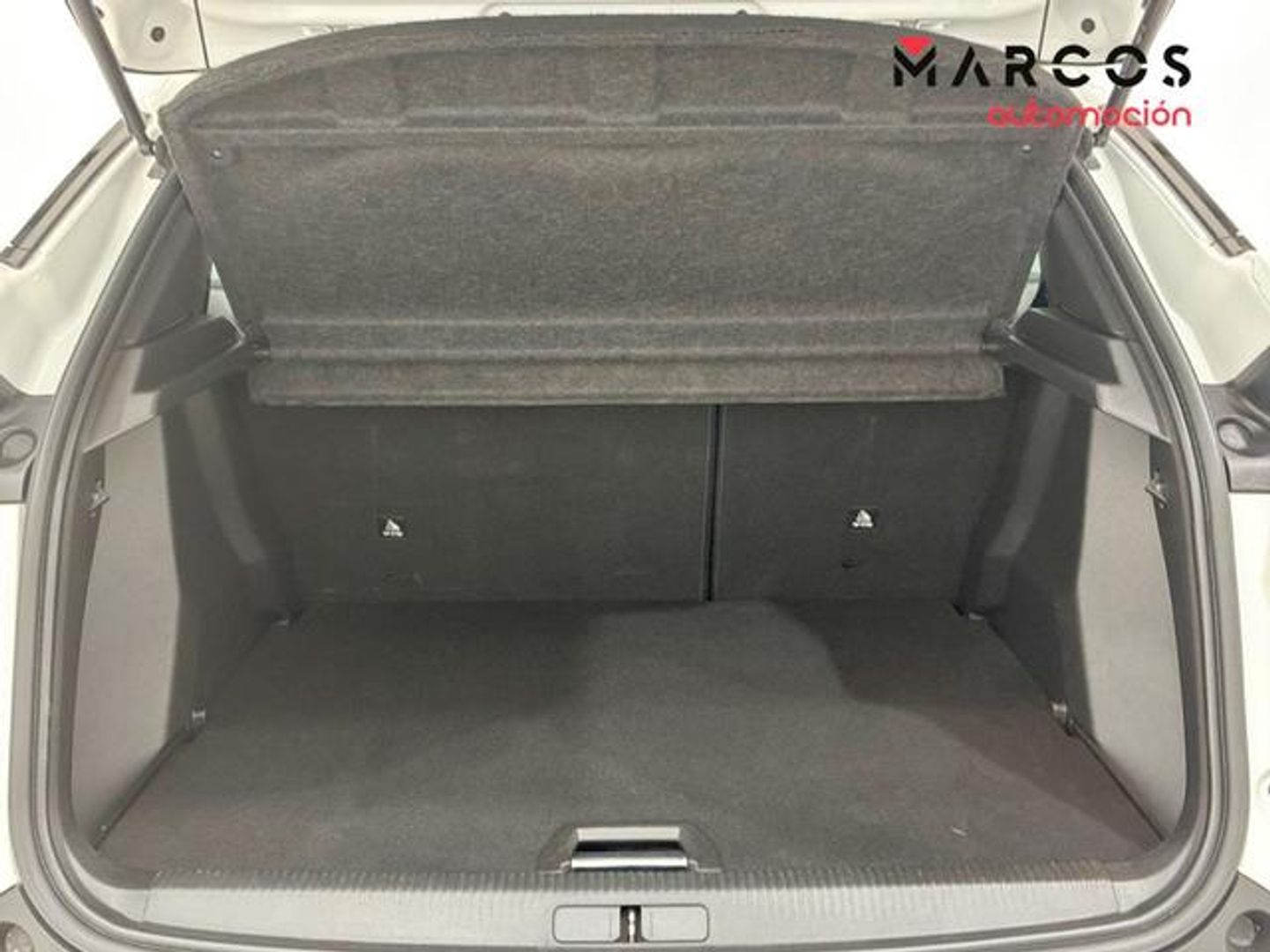 Peugeot 2008 PureTech 130 S&S Allure Pack 96 kW (130 CV)