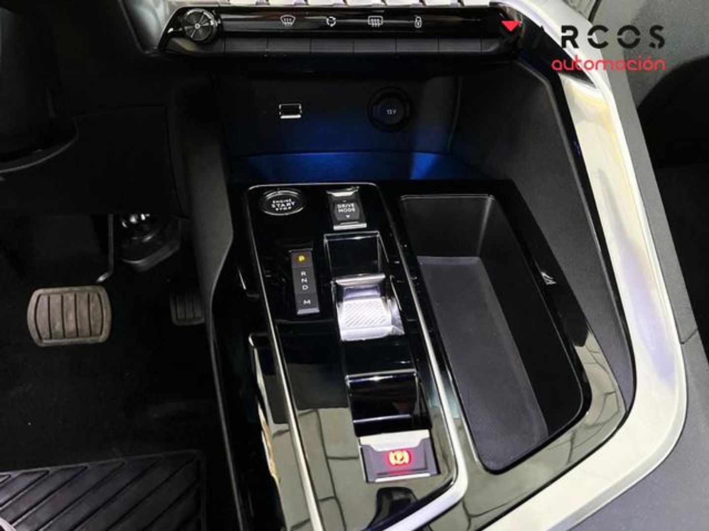 Peugeot 3008 Hybrid 136 Allure Pack eDCS6 100 kW (136 CV)
