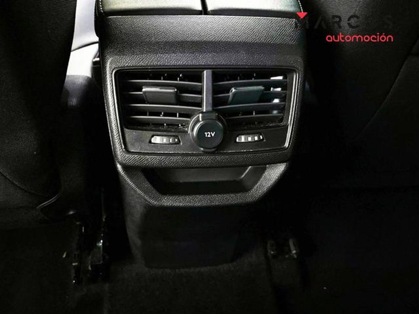 Peugeot 3008 Hybrid 136 Allure Pack eDCS6 100 kW (136 CV)