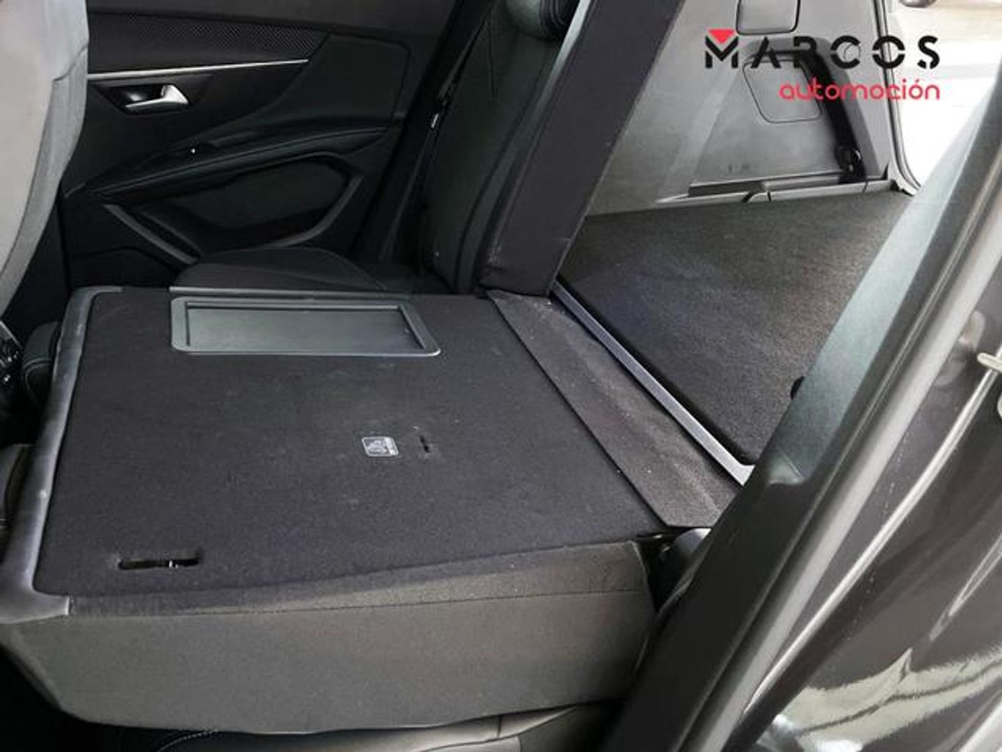 Peugeot 3008 Hybrid 136 Allure Pack eDCS6 100 kW (136 CV)