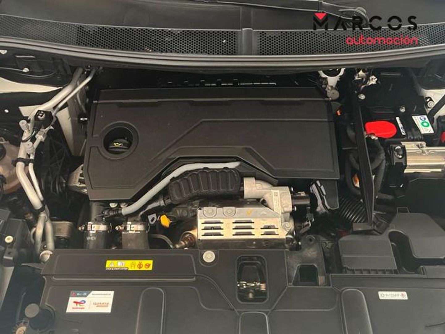 Peugeot 3008 Hybrid 136 Allure Pack eDCS6 100 kW (136 CV)