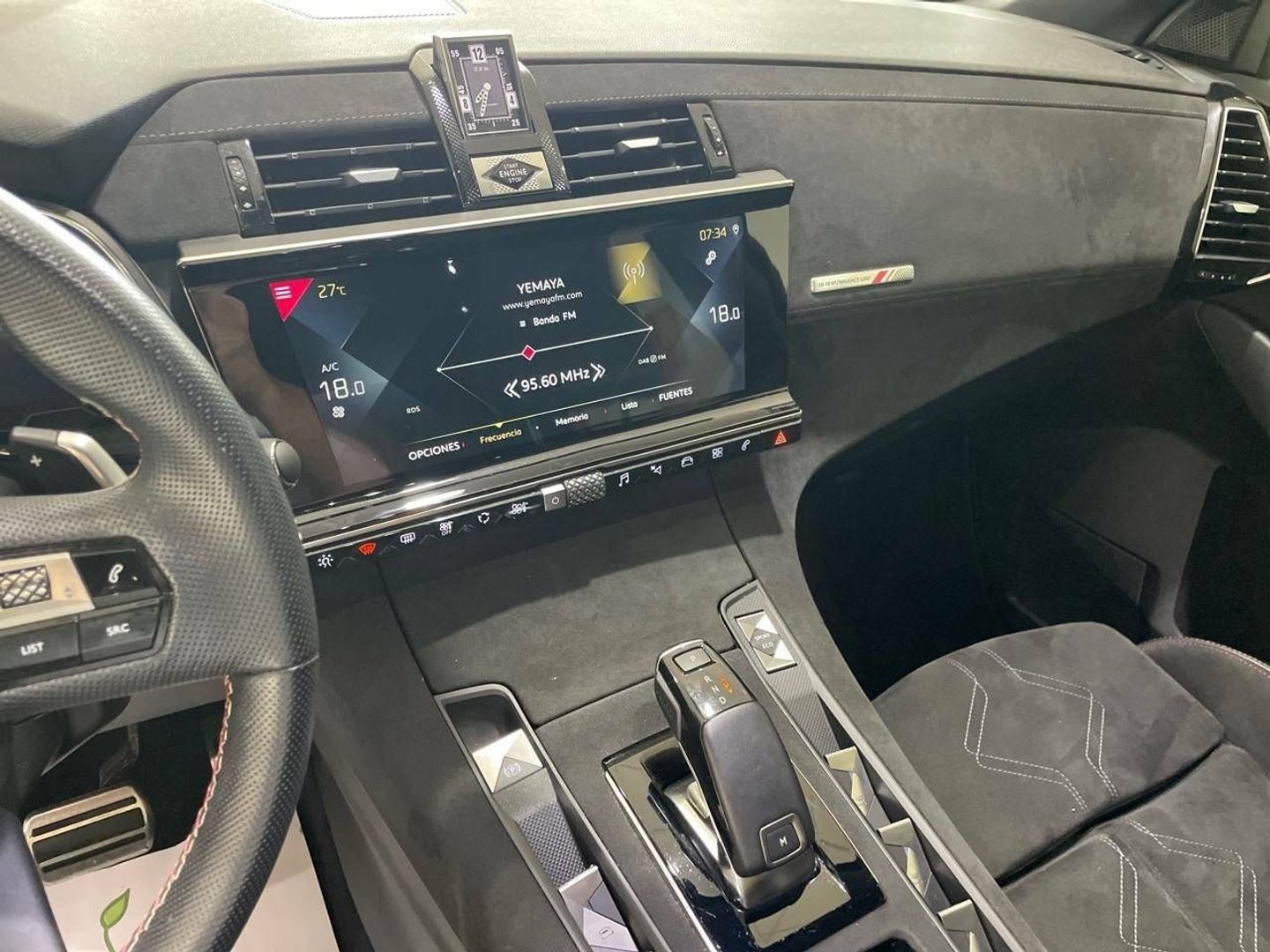 DS DS7 Crossback BlueHDi 130 Performance Line+ AT 96 kW (130 CV)