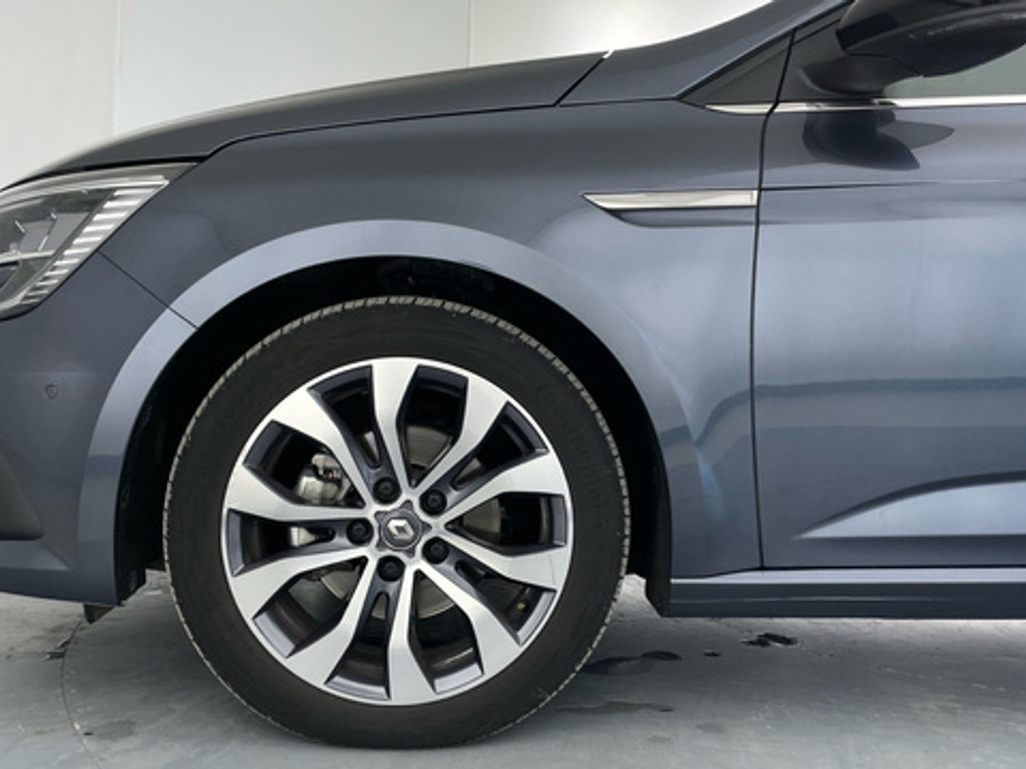 Renault Megane Sport Tourer Techno TCe 103 kW (140 CV) EDC GPF