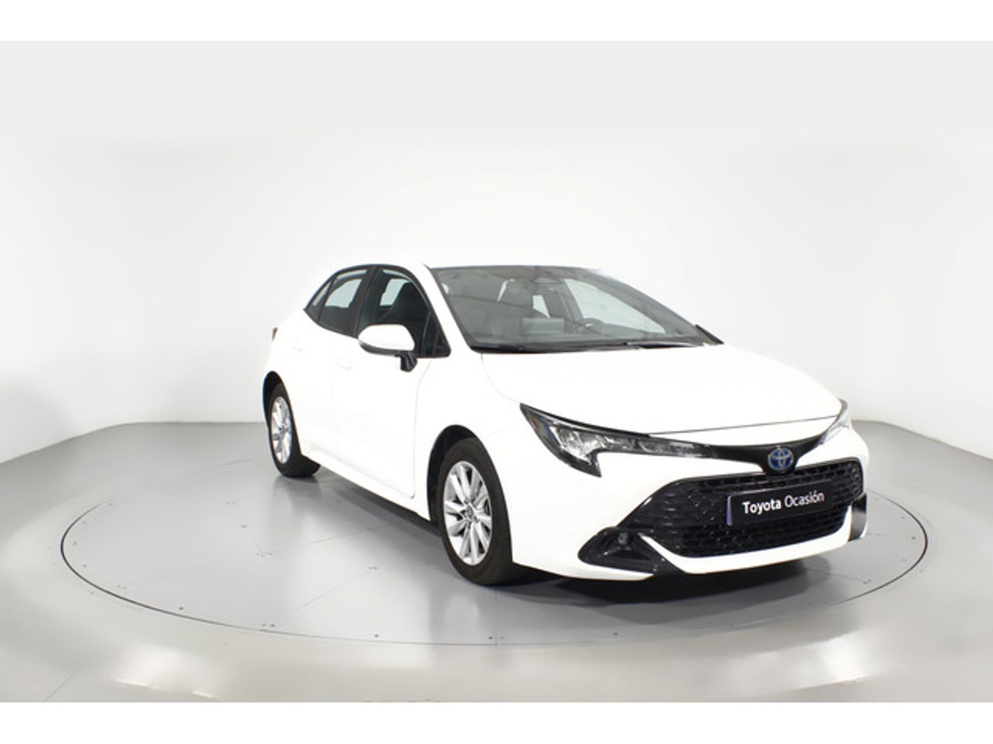 Toyota Corolla 140H Active Plus 103 kW (140 CV) Blanco Sedan