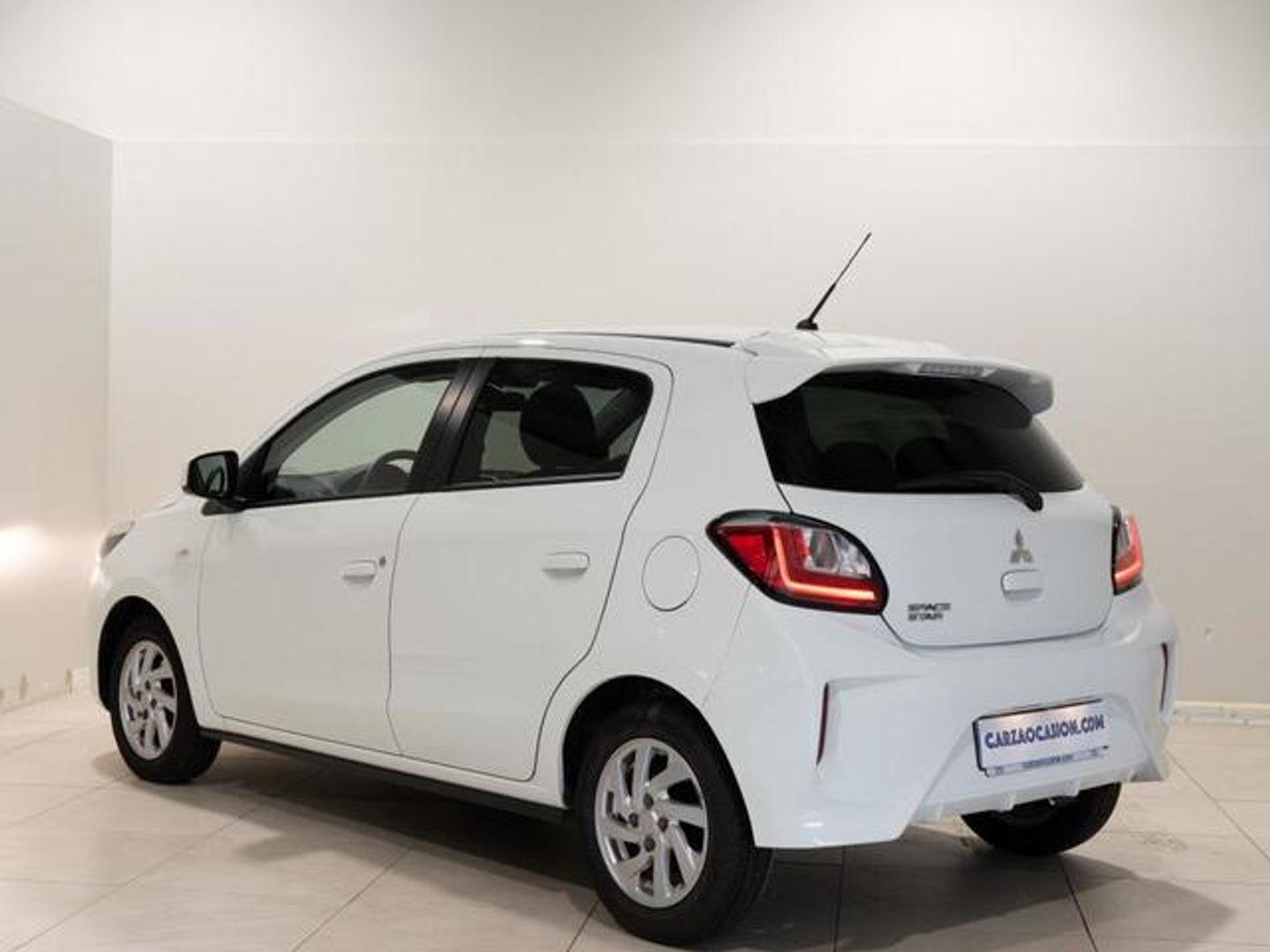 Mitsubishi Space Star 120 MPI Motion 52 kW (71 CV)