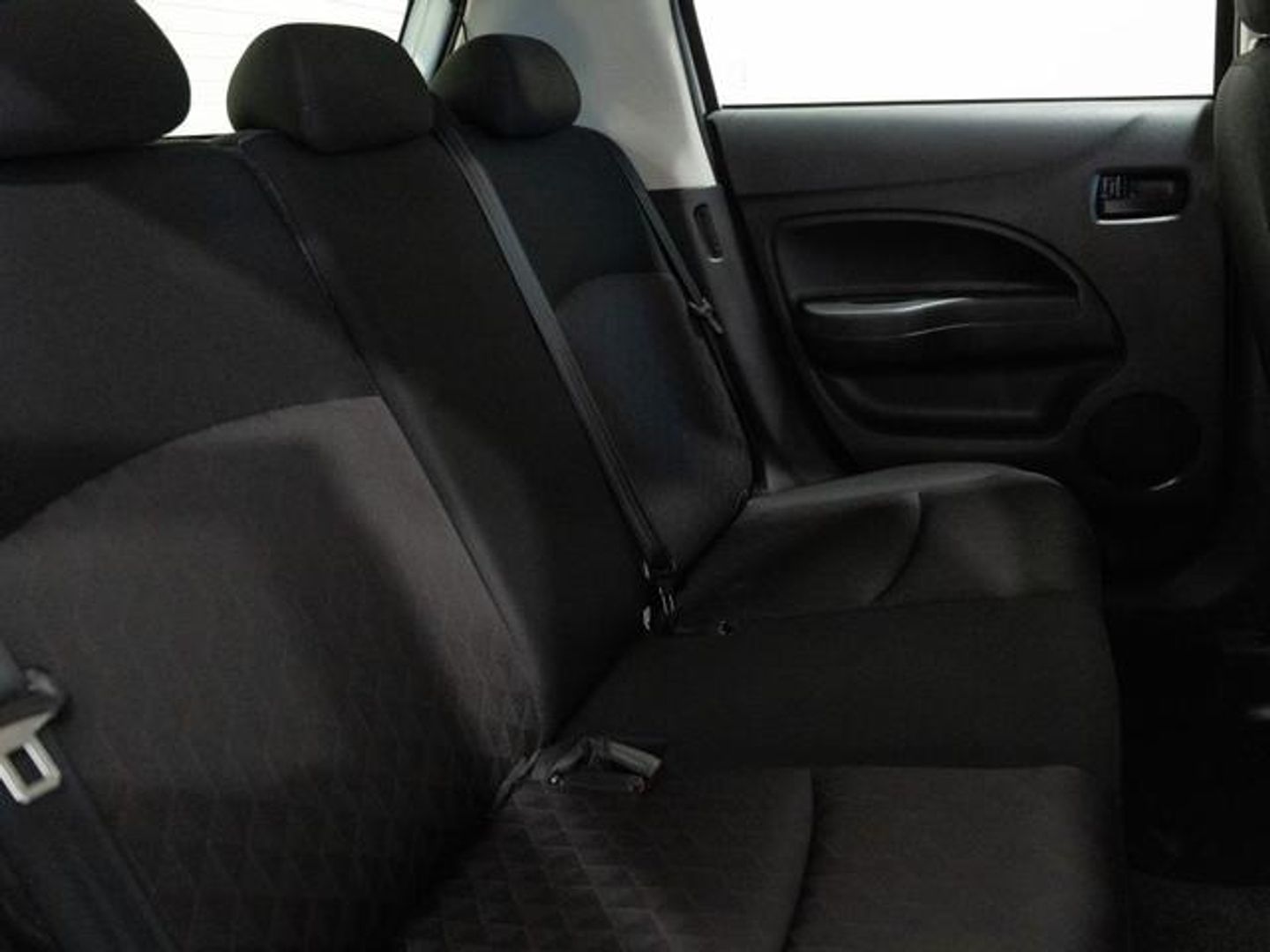 Mitsubishi Space Star 120 MPI Motion 52 kW (71 CV)