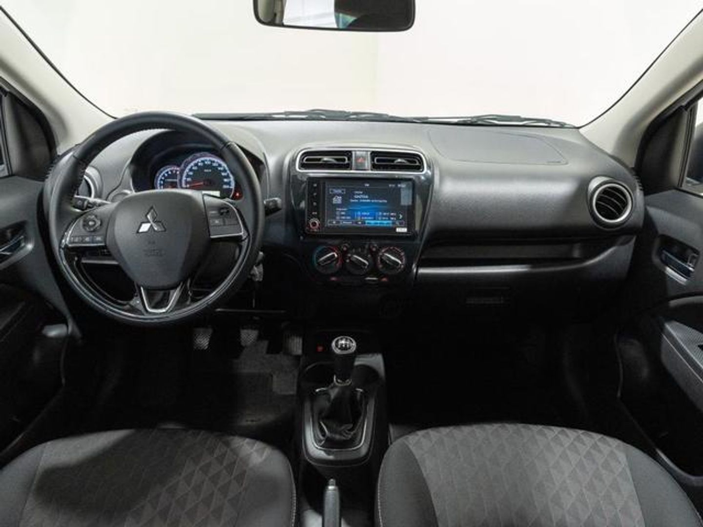 Mitsubishi Space Star 120 MPI Motion 52 kW (71 CV)