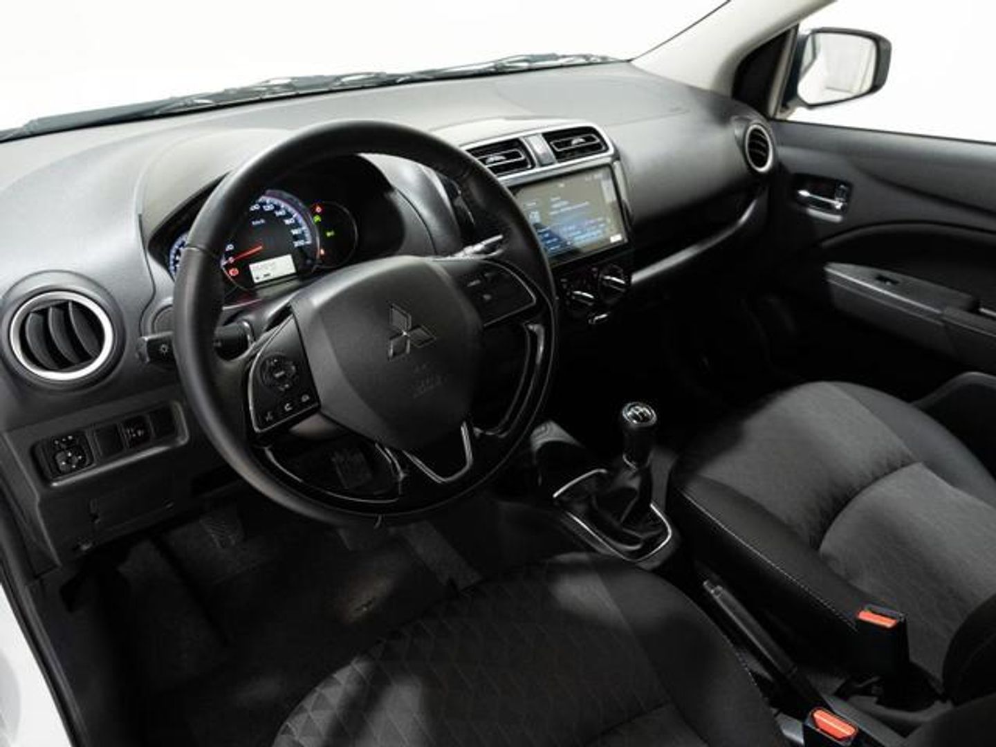 Mitsubishi Space Star 120 MPI Motion 52 kW (71 CV)