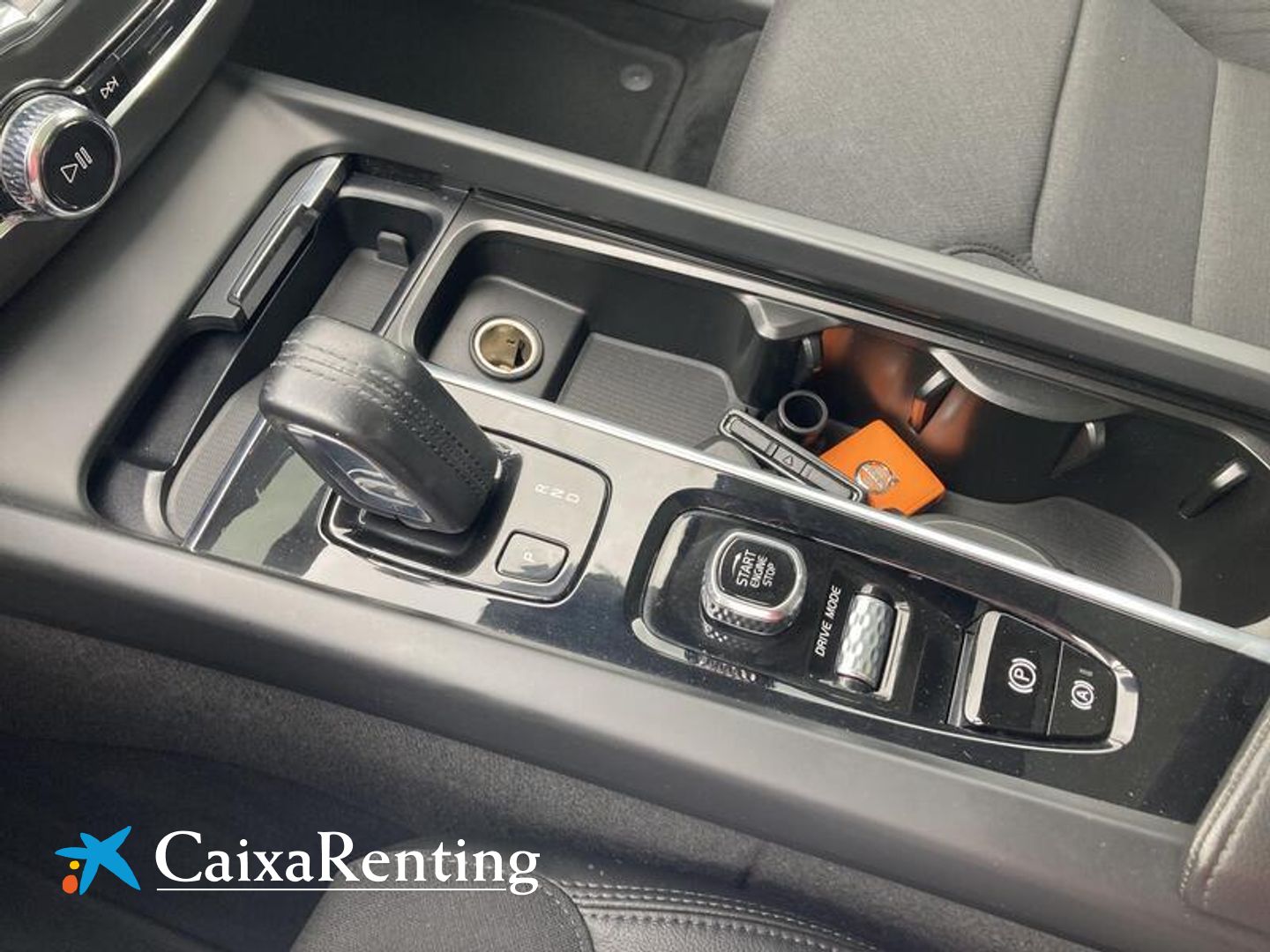 Volvo XC60 T6 Recharge Inscription AWD Auto 250 kW (340 CV)
