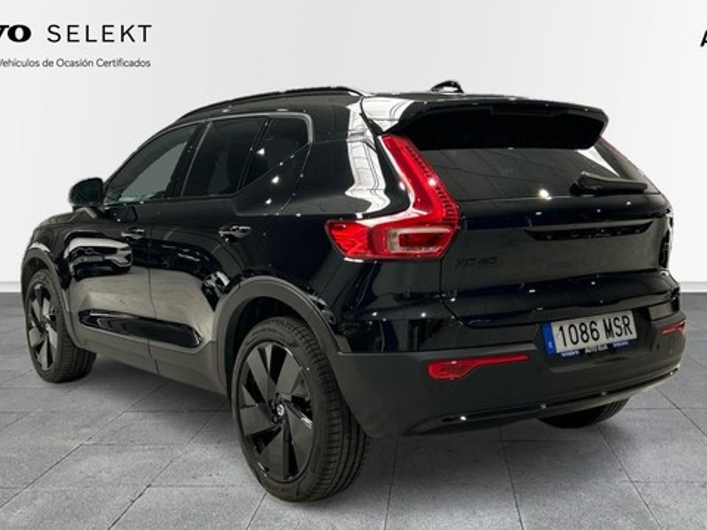 Volvo XC40 B3 G Black Edition+ Auto 120 kW (163 CV)
