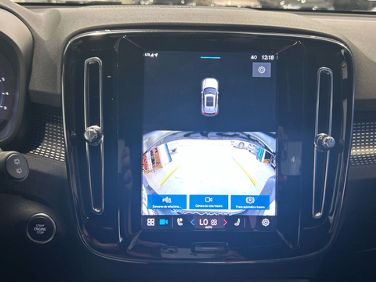 Volvo XC40 B3 G Black Edition+ Auto 120 kW (163 CV)
