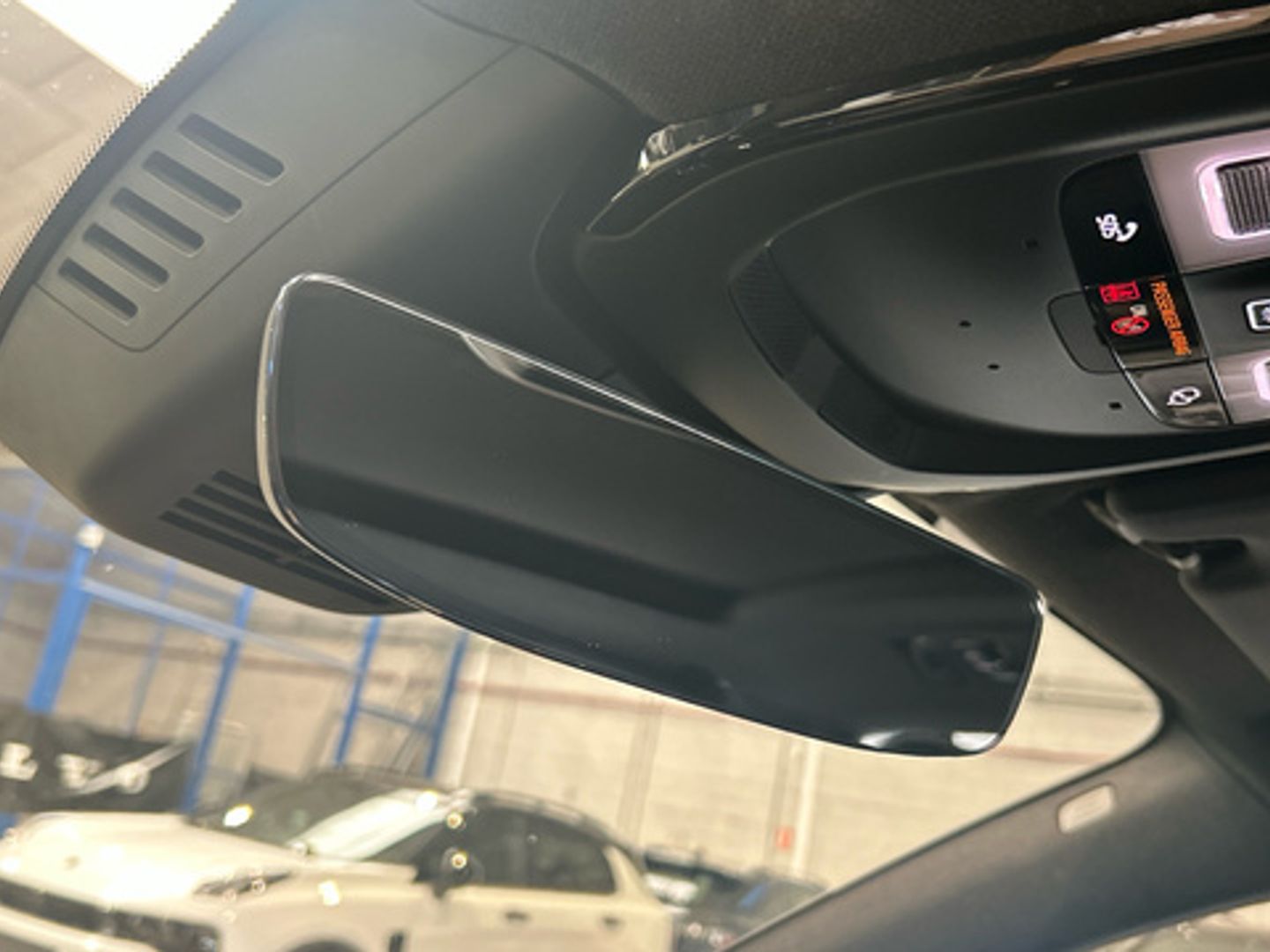 Volvo XC40 B3 G Black Edition+ Auto 120 kW (163 CV)