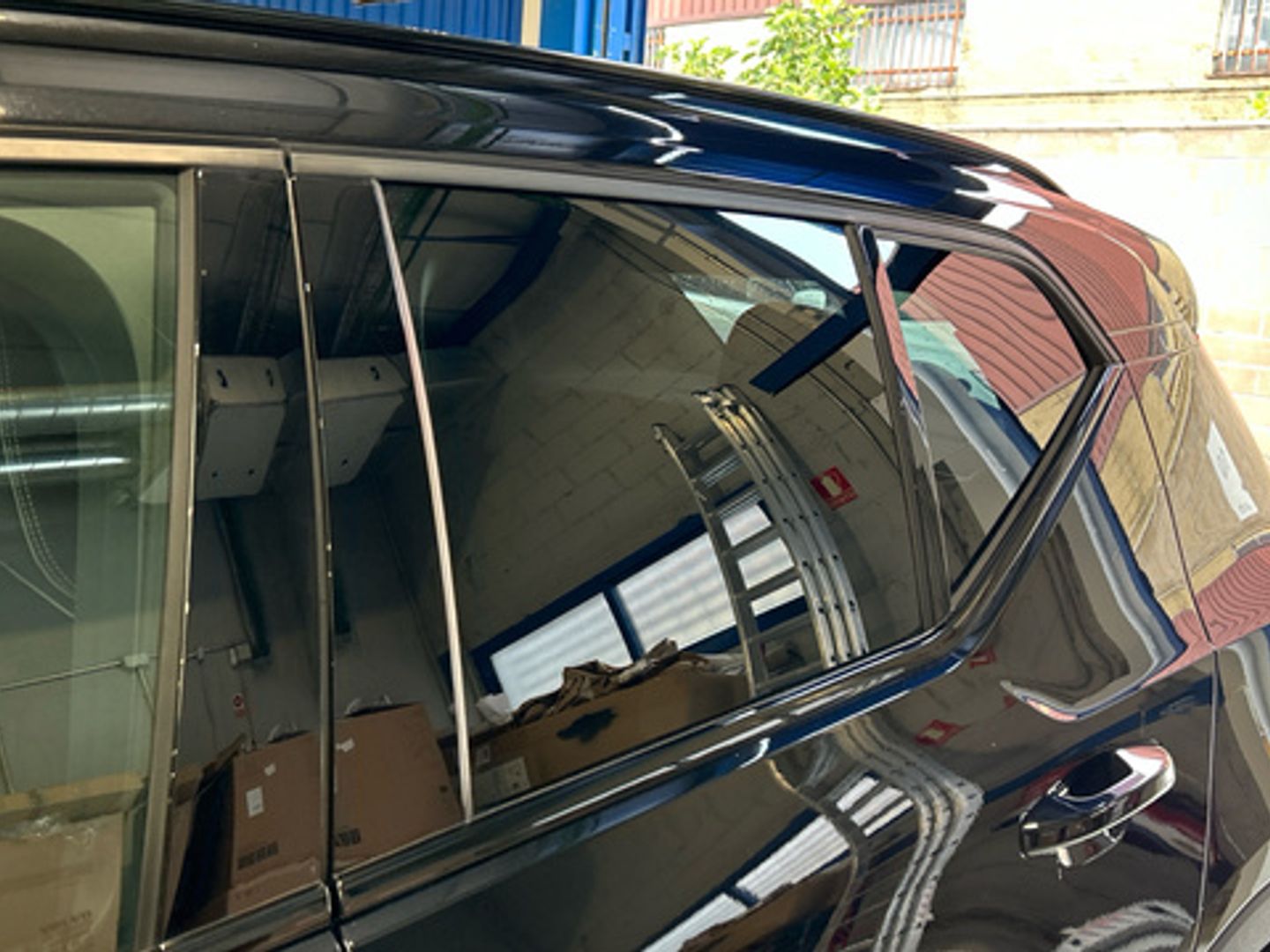 Volvo XC40 B3 G Black Edition+ Auto 120 kW (163 CV)