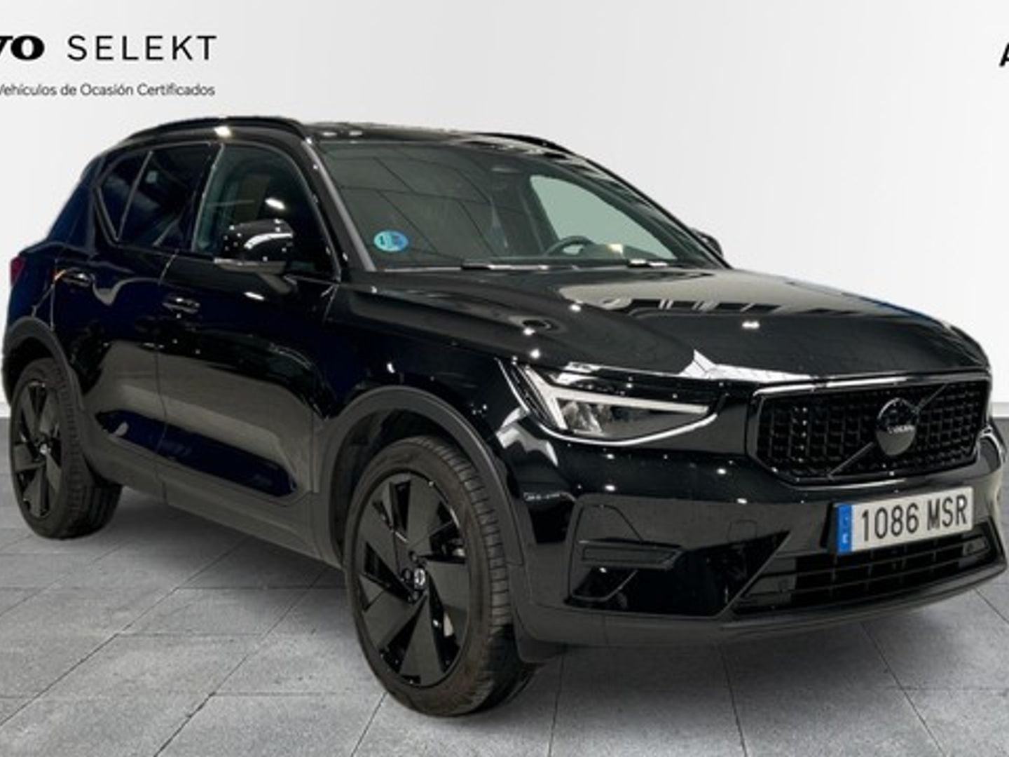 Volvo XC40 B3 G Black Edition+ Auto 120 kW (163 CV)