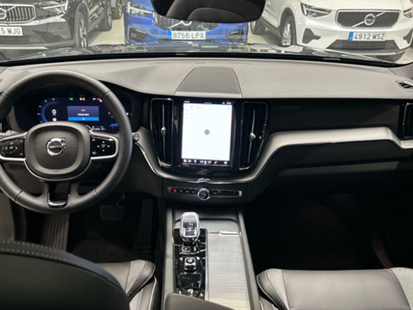 Volvo XC60 T6 Recharge Plus Dark AWD Auto 257 kW (350 CV)