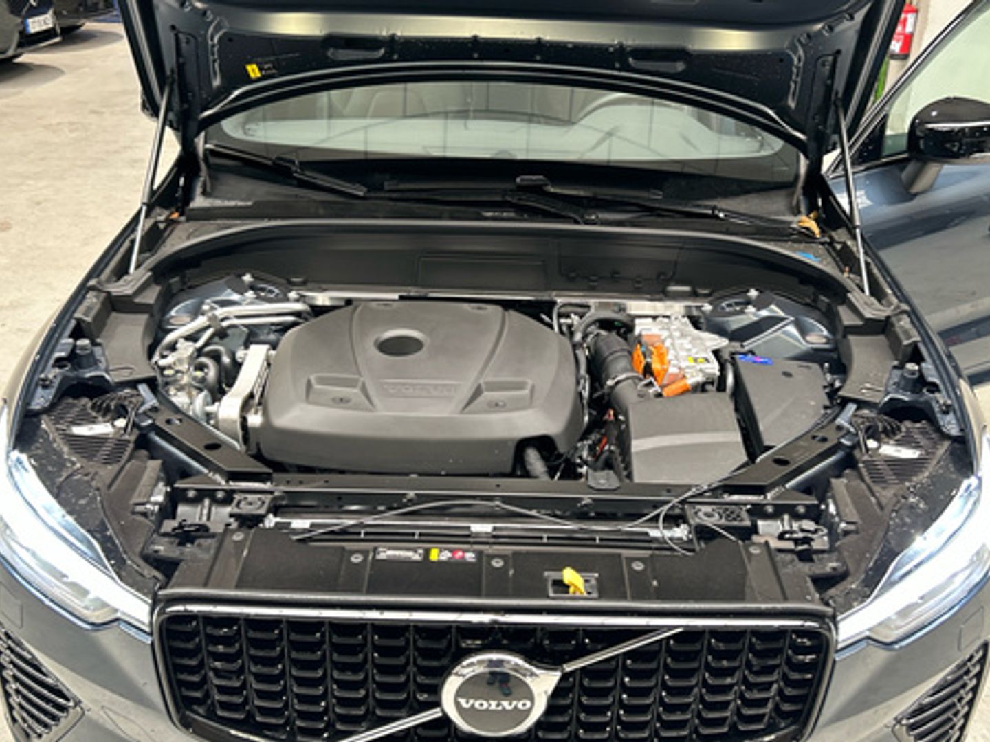 Volvo XC60 T6 Recharge Plus Dark AWD Auto 257 kW (350 CV)
