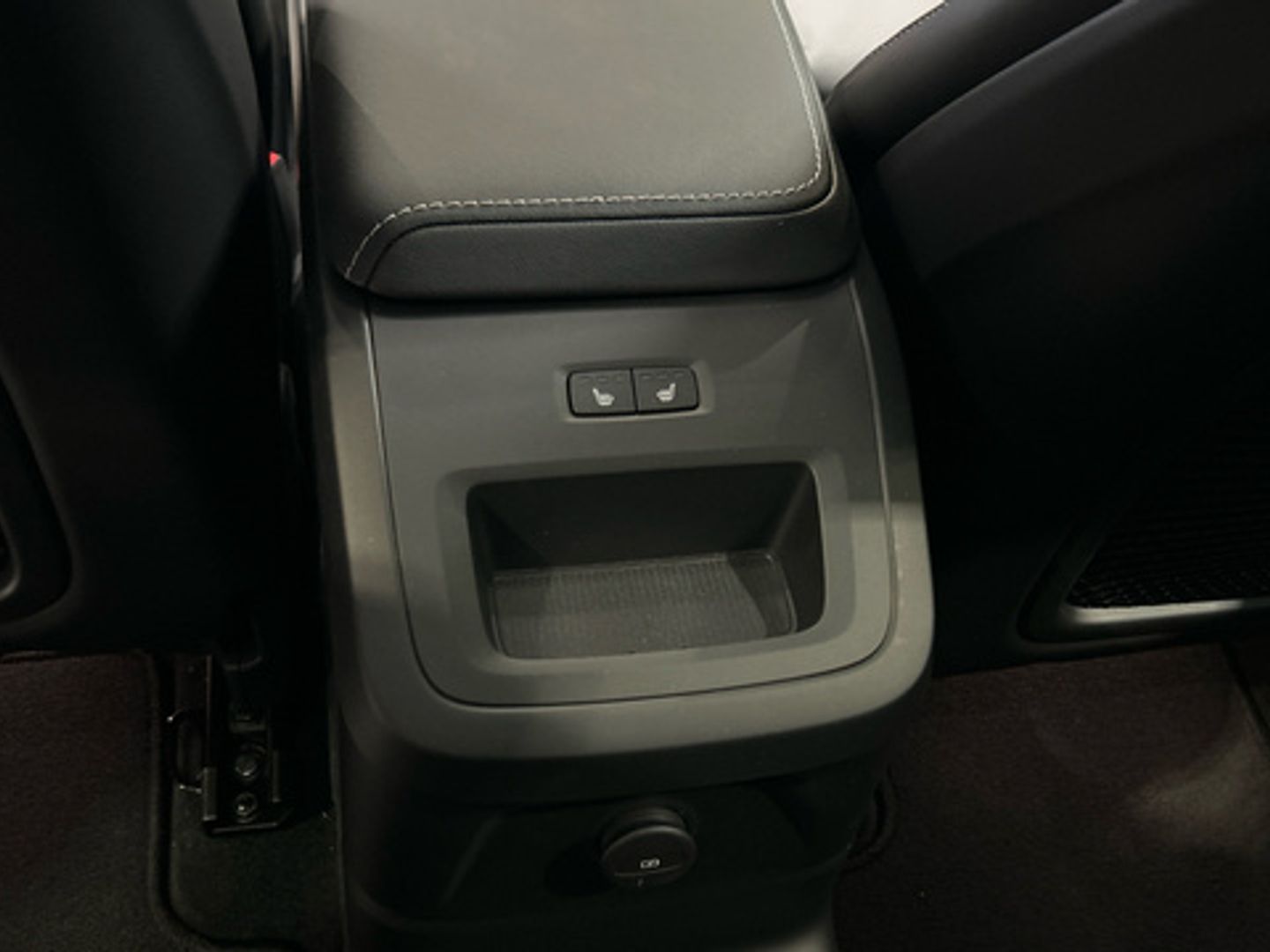 Volvo XC60 T6 Recharge Plus Dark AWD Auto 257 kW (350 CV)