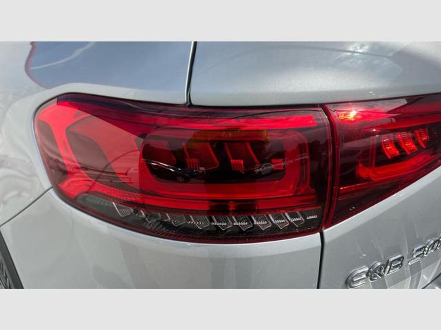 Mercedes-Benz EQB 300 4Matic 168 kW (228 CV)