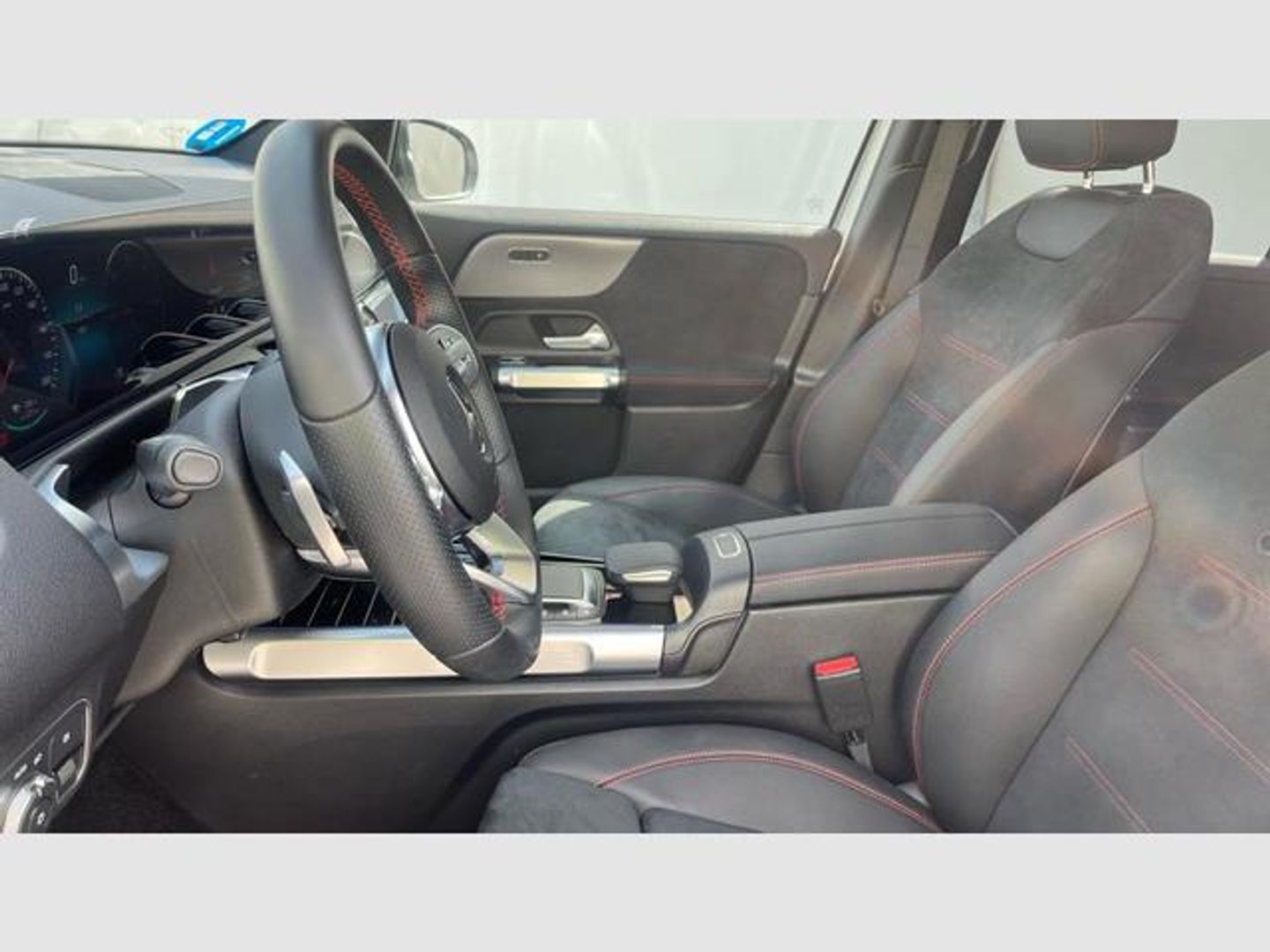 Mercedes-Benz EQB 300 4Matic 168 kW (228 CV)