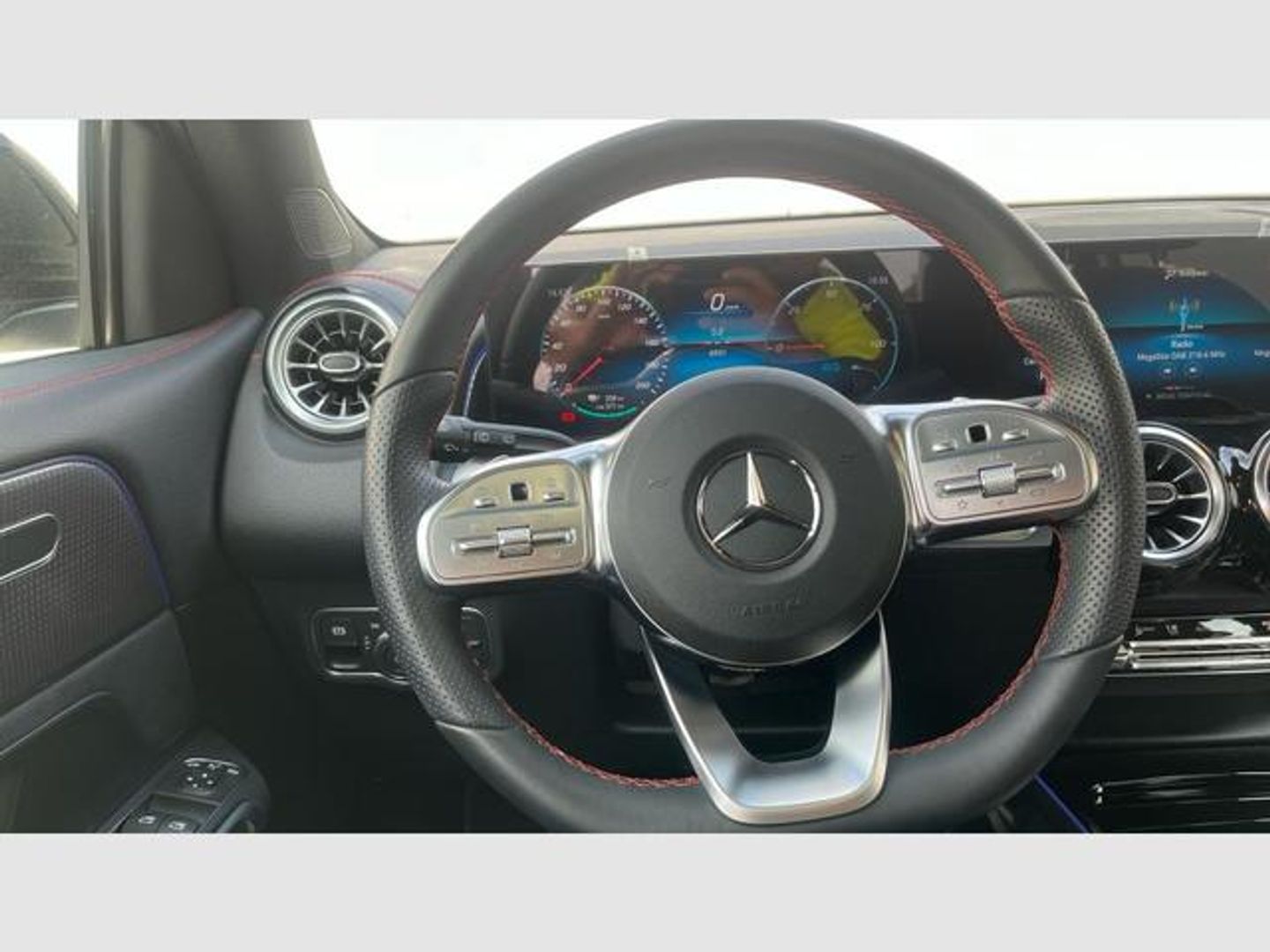 Mercedes-Benz EQB 300 4Matic 168 kW (228 CV)