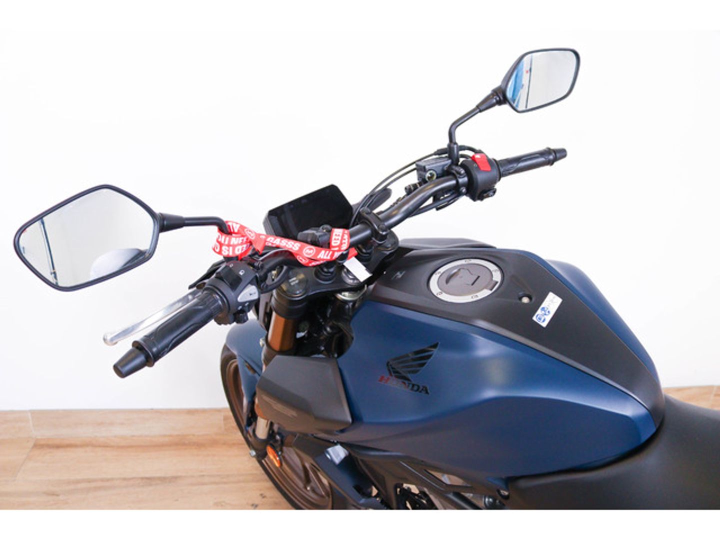 Honda CB125R