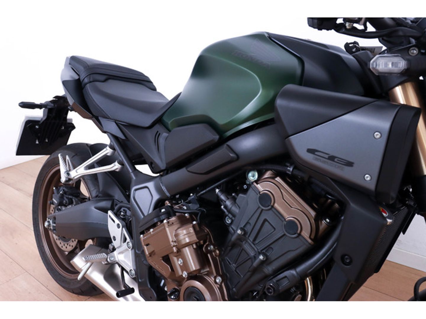 Honda CB650R E-CLUTCH