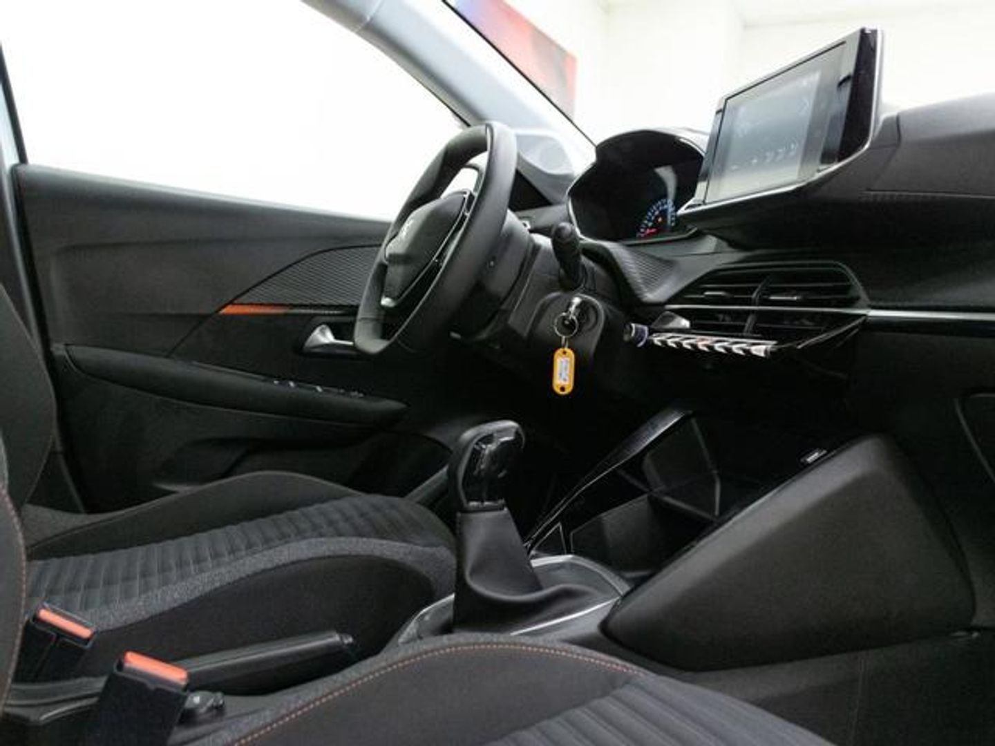 Peugeot 208 PureTech 75 S&S Active 55 kW (75 CV)