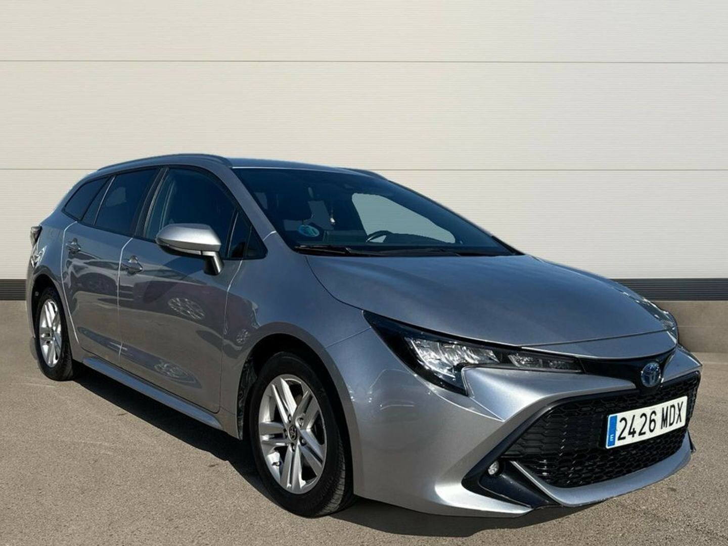 Toyota Corolla 140H Active Plus Touring Sport 103 kW (140 CV) Gris Plata Familiar