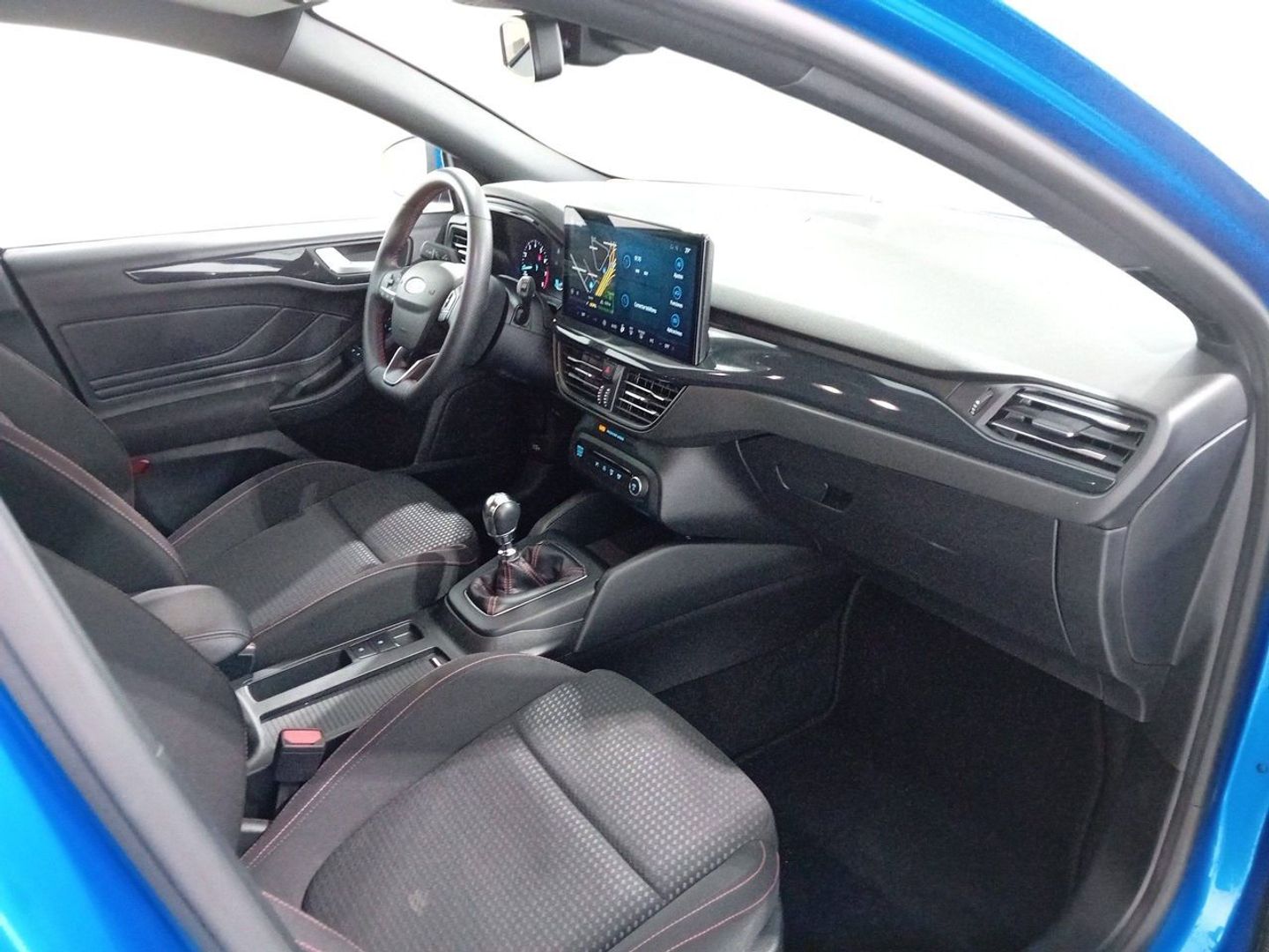 Ford Focus 1.0 Ecoboost MHEV ST-Line 114 kW (155 CV)