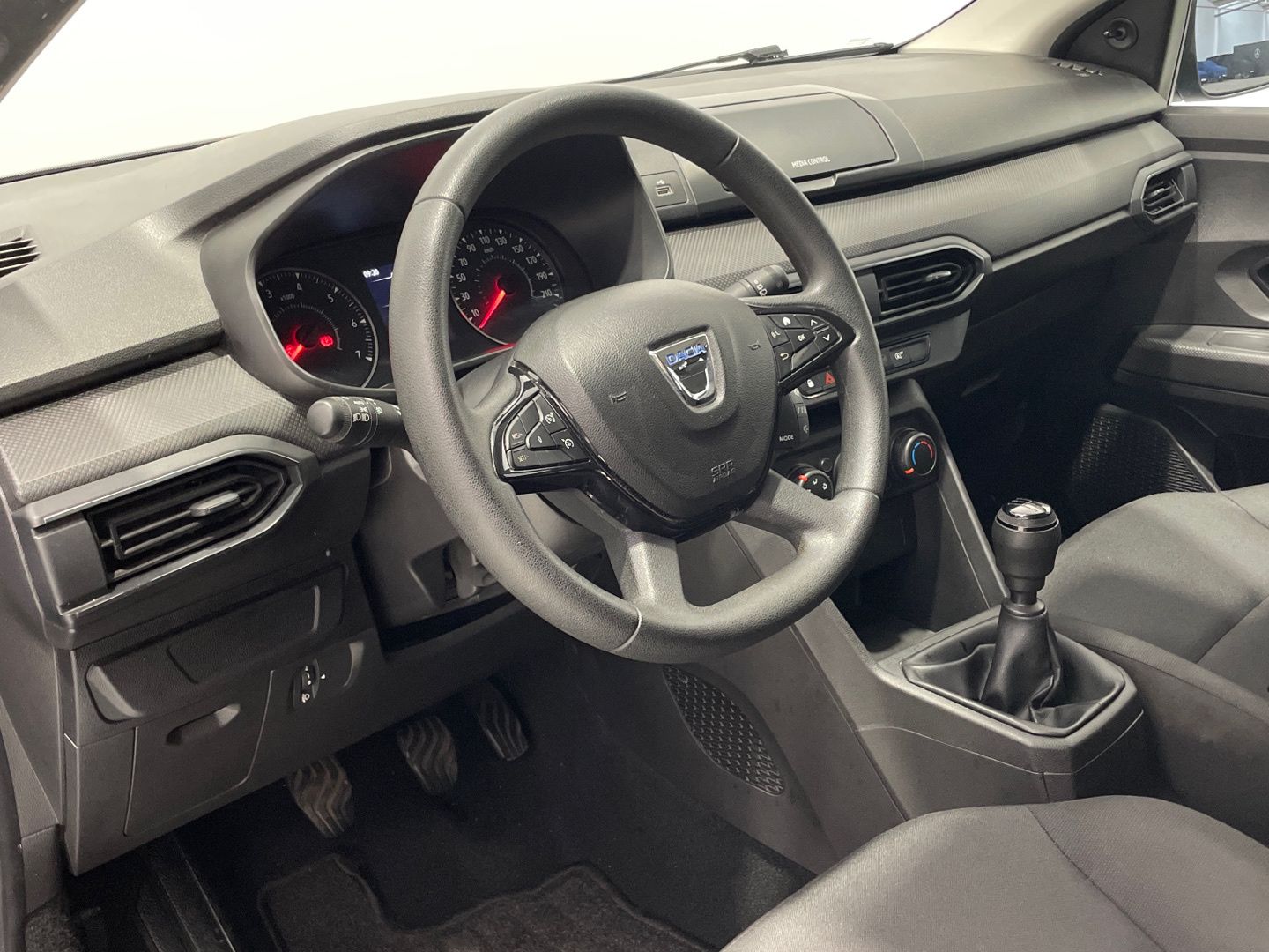 Dacia Sandero Essential SCe 49 kW (67 CV)
