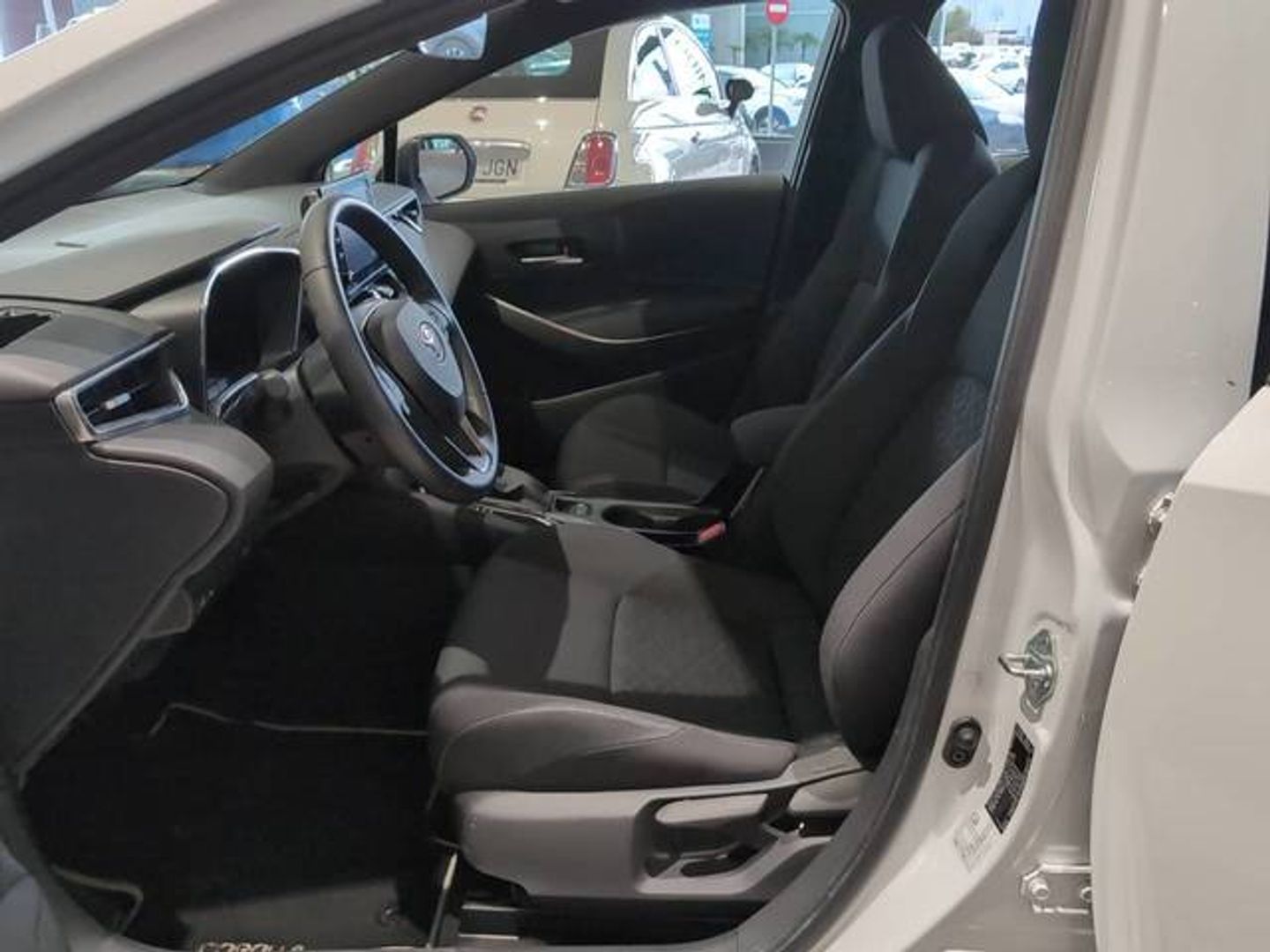 Toyota Corolla 1.8 125 Híbrido Active Tech E-CVT 90 kW (122 CV)