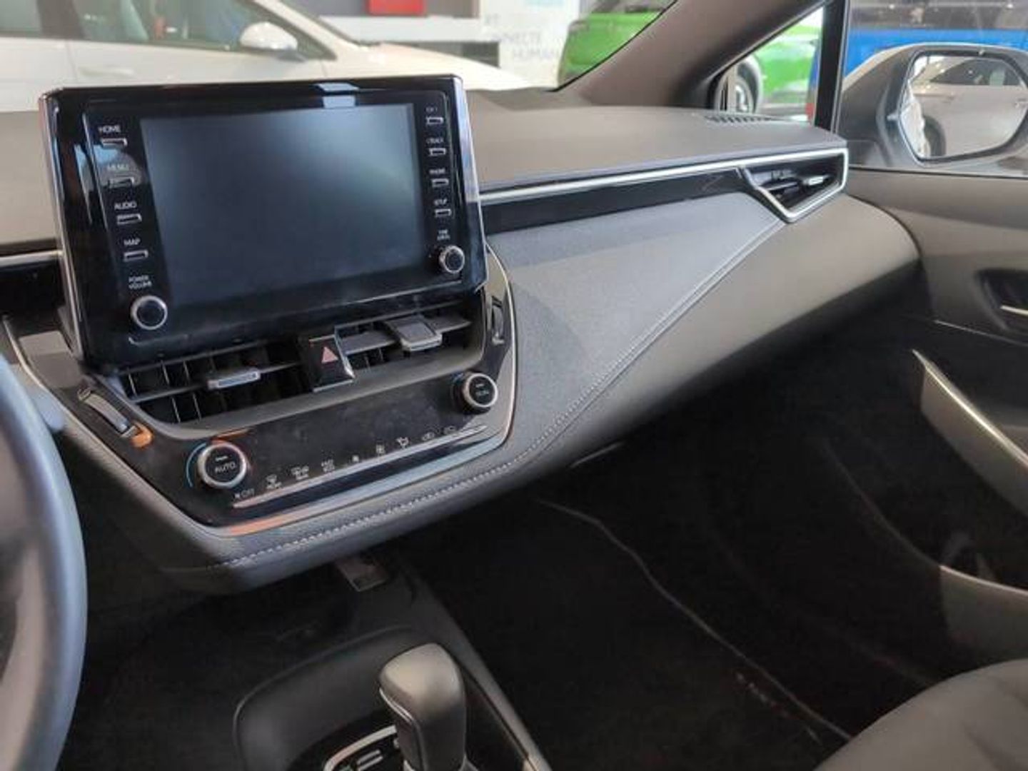 Toyota Corolla 1.8 125 Híbrido Active Tech E-CVT 90 kW (122 CV)