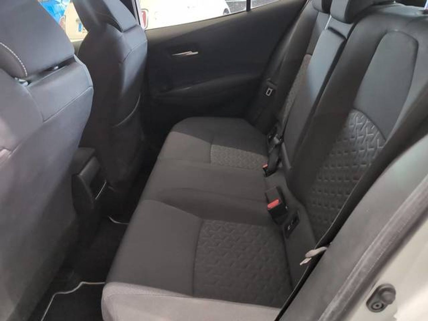 Toyota Corolla 1.8 125 Híbrido Active Tech E-CVT 90 kW (122 CV)