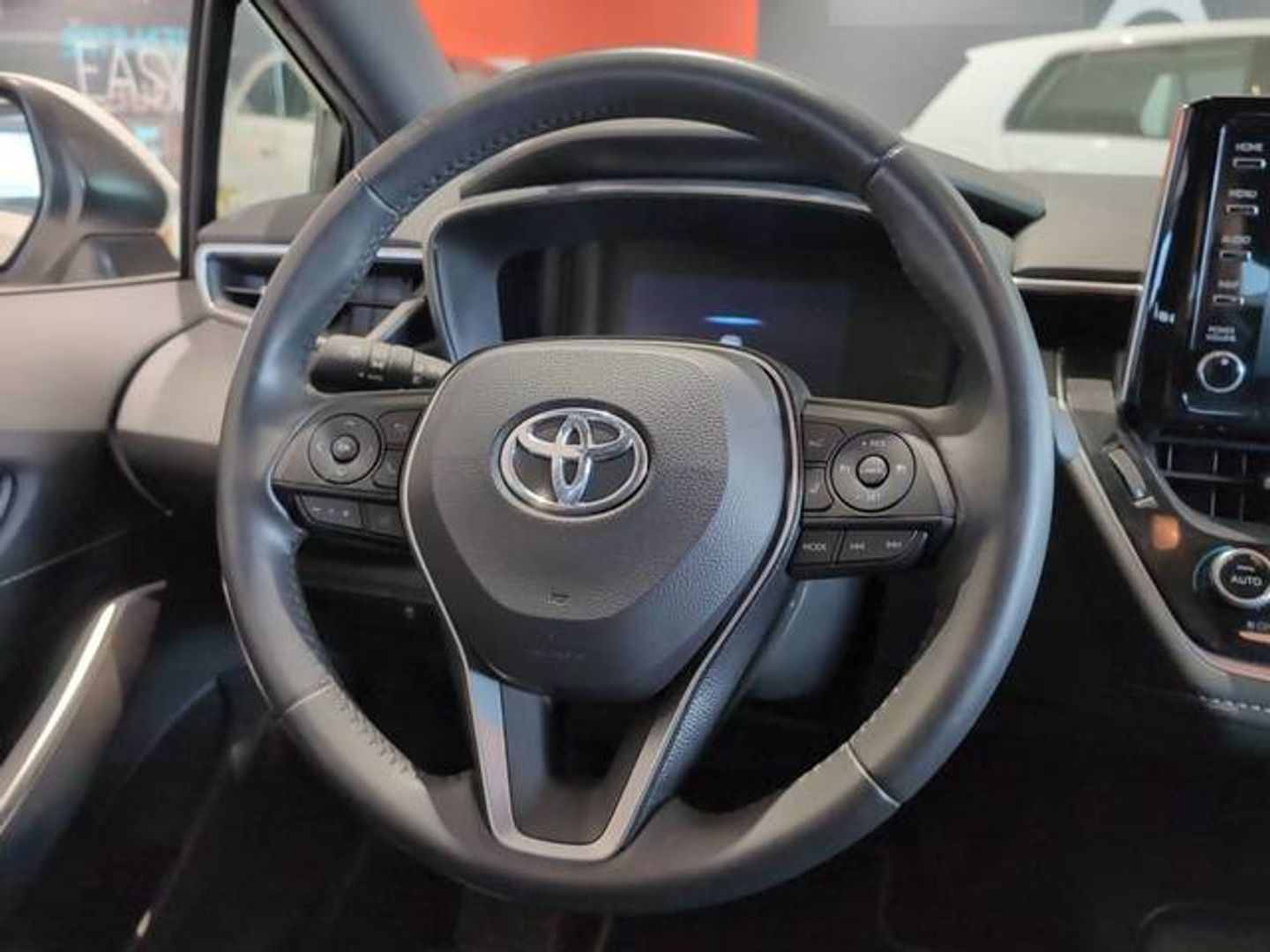 Toyota Corolla 1.8 125 Híbrido Active Tech E-CVT 90 kW (122 CV)