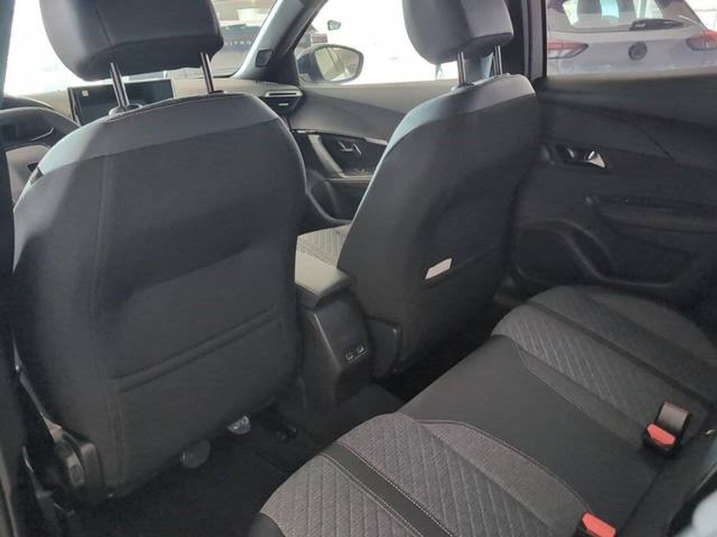 Peugeot 2008 PureTech 100 S&S Allure 75 kW (100 CV)