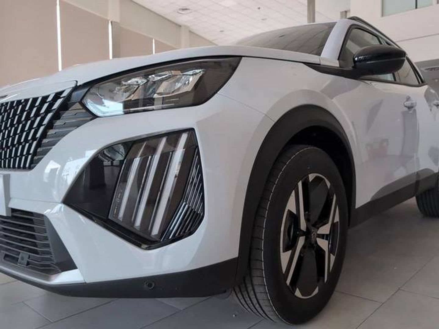 Peugeot 2008 PureTech 100 S&S Allure 75 kW (100 CV)