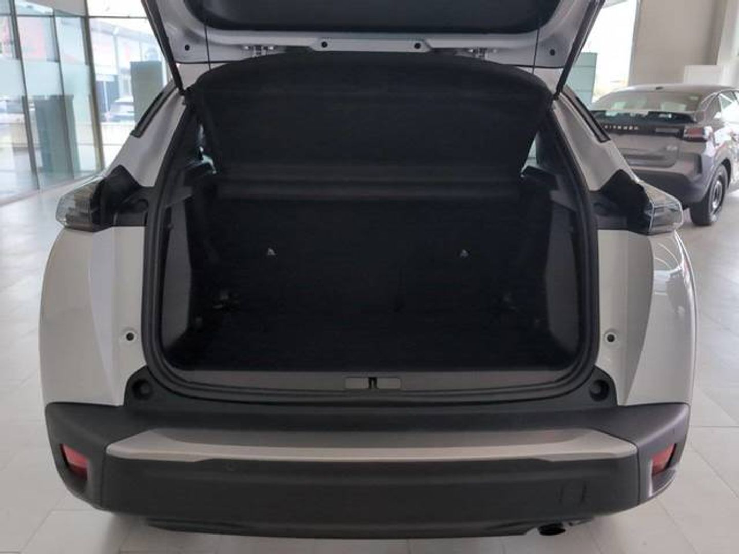 Peugeot 2008 PureTech 100 S&S Allure 75 kW (100 CV)