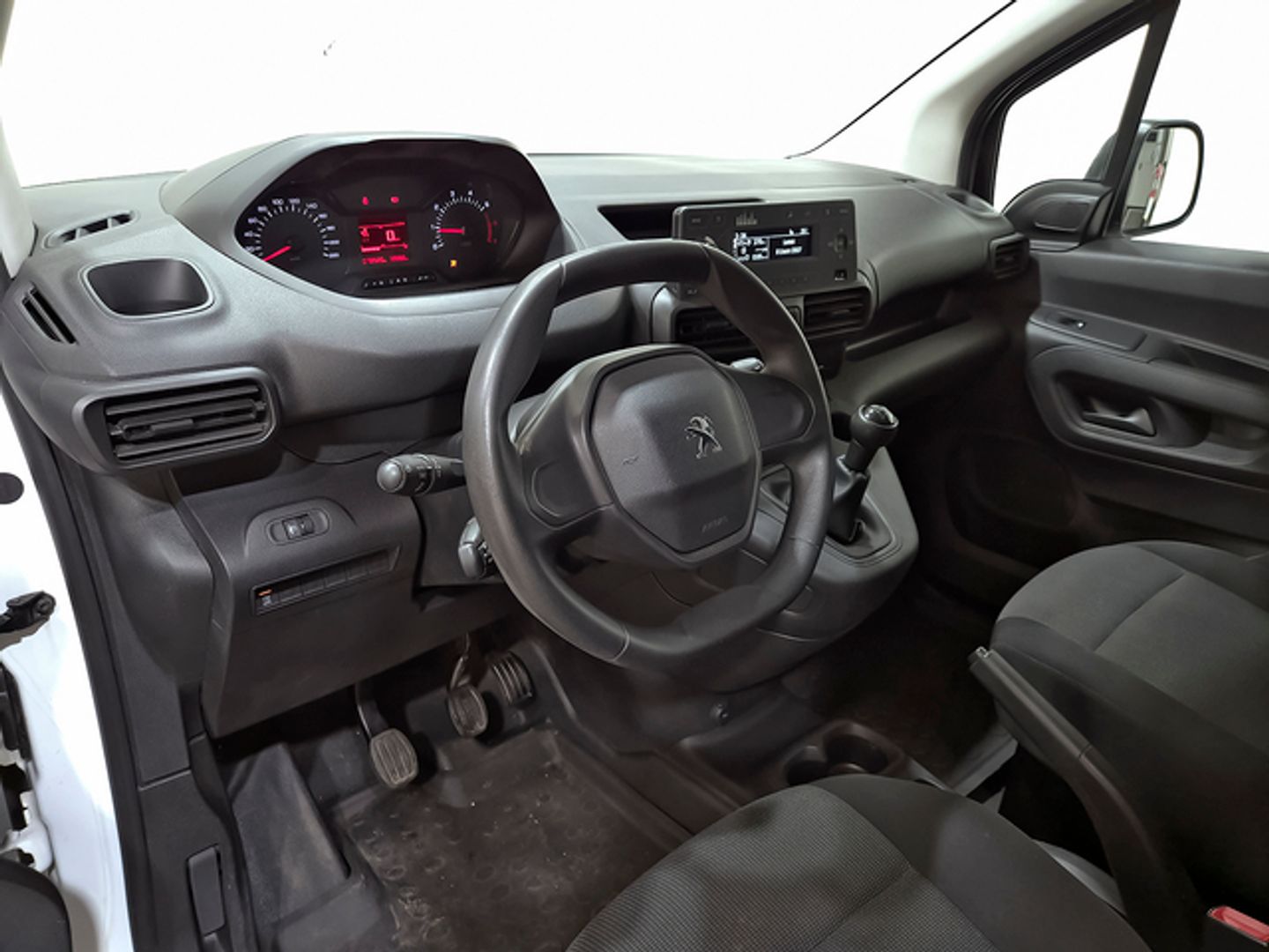 Peugeot Partner Furgon BlueHDi 100 Pro Standard 600kg 73 kW (98 CV)