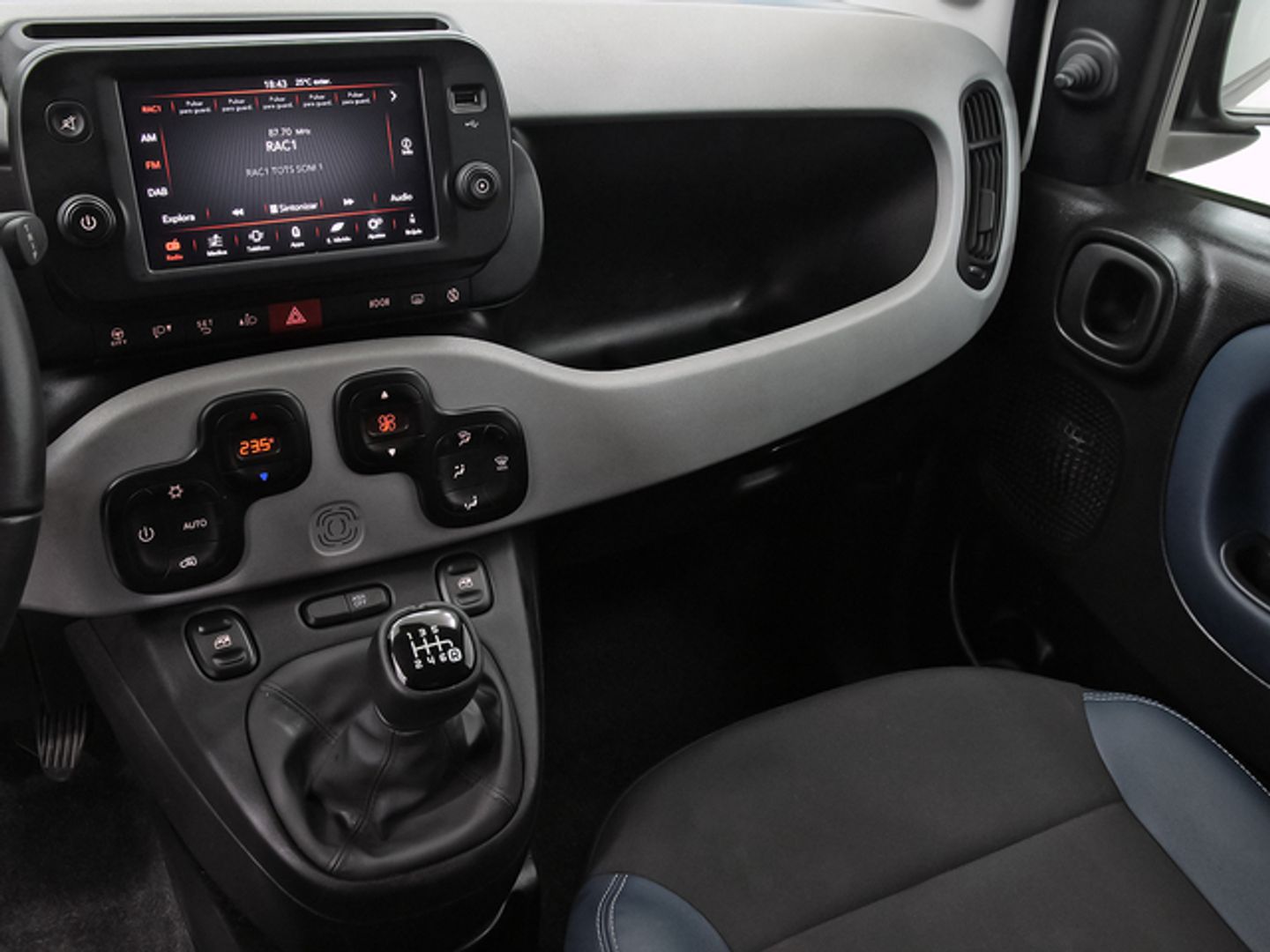 Fiat Panda 1.0 Gse City Cross 51 kW (70 CV) Blanco Sedan