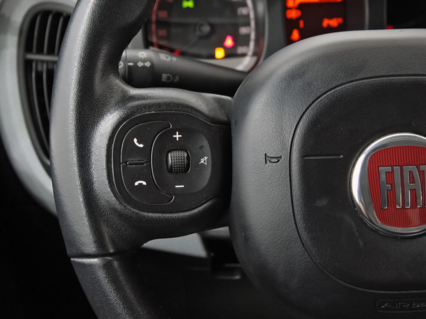 Fiat Panda 1.0 Gse City Cross 51 kW (70 CV) Blanco Sedan