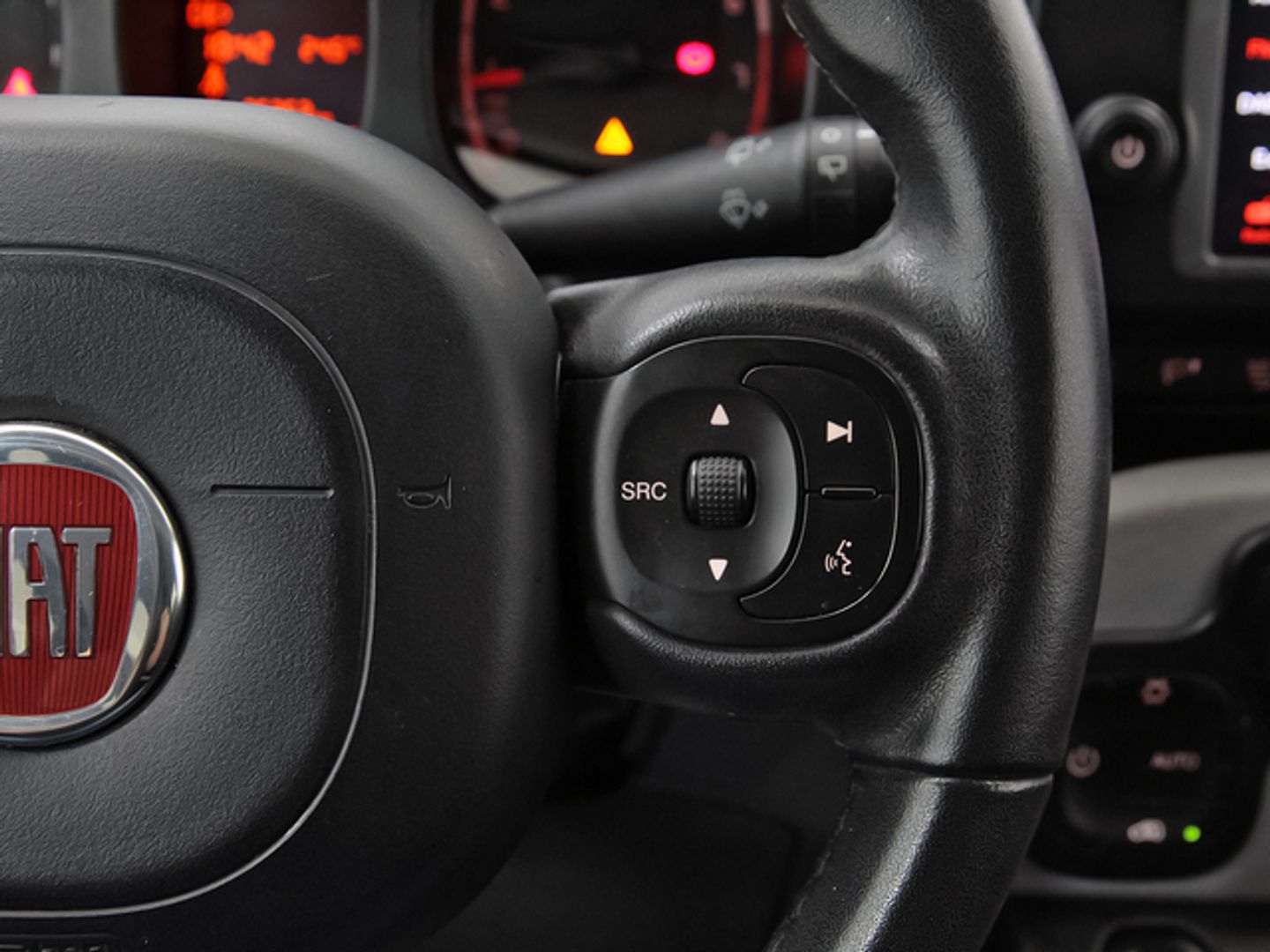Fiat Panda 1.0 Gse City Cross 51 kW (70 CV) Blanco Sedan