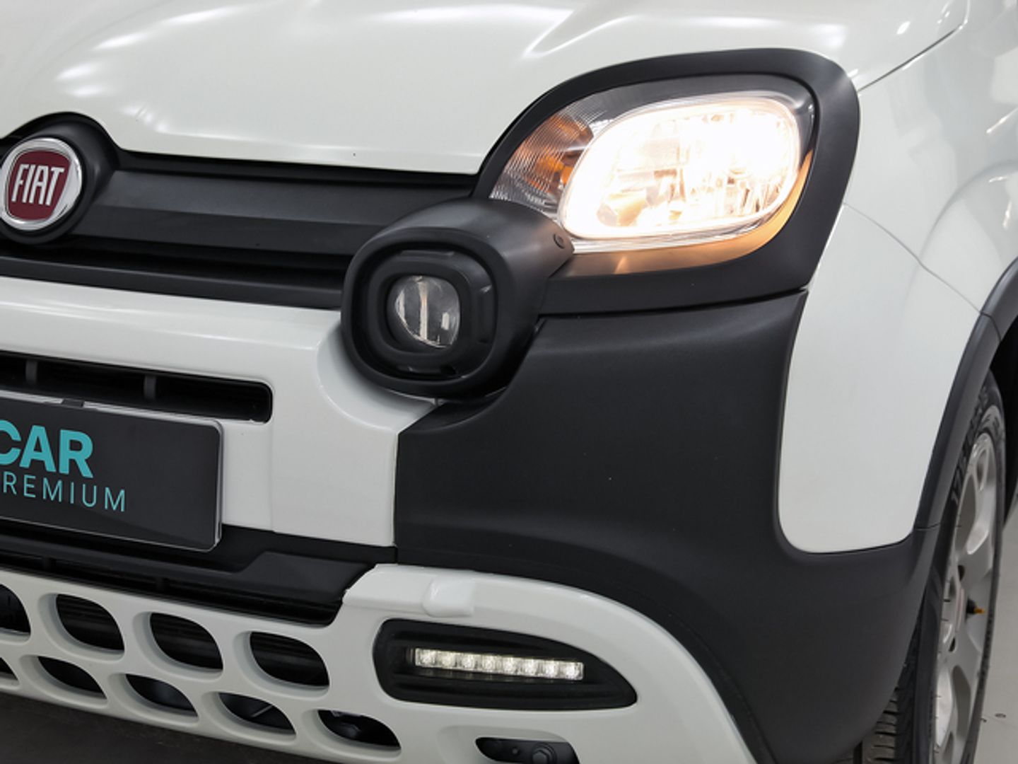 Fiat Panda 1.0 Gse City Cross 51 kW (70 CV) Blanco Sedan