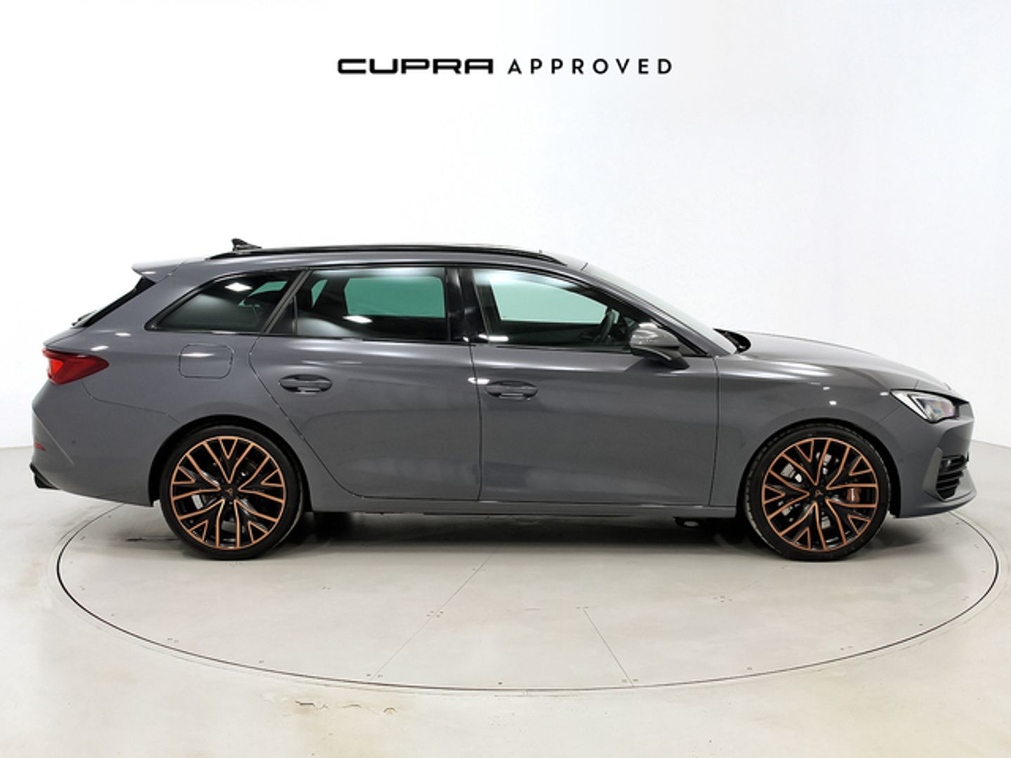 CUPRA Leon Sportstourer 2.0 TSI VZ 4Drive DSG 228 kW (310 CV)