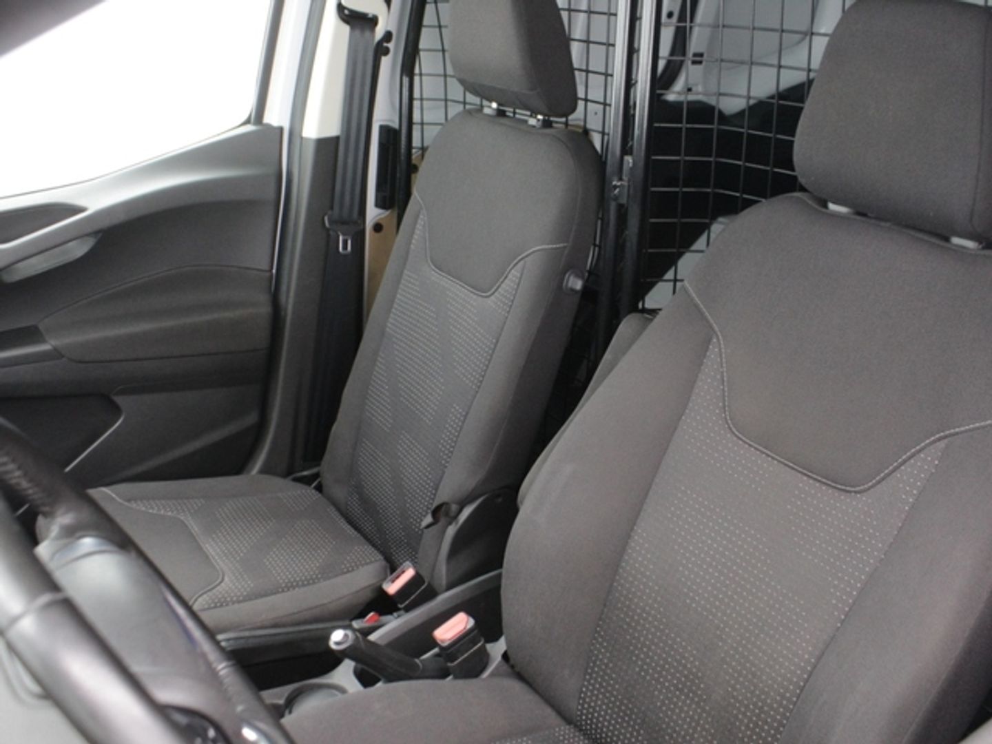Ford Transit Courier Furgon 1.5 TDCI Trend 56 kW (75 CV)